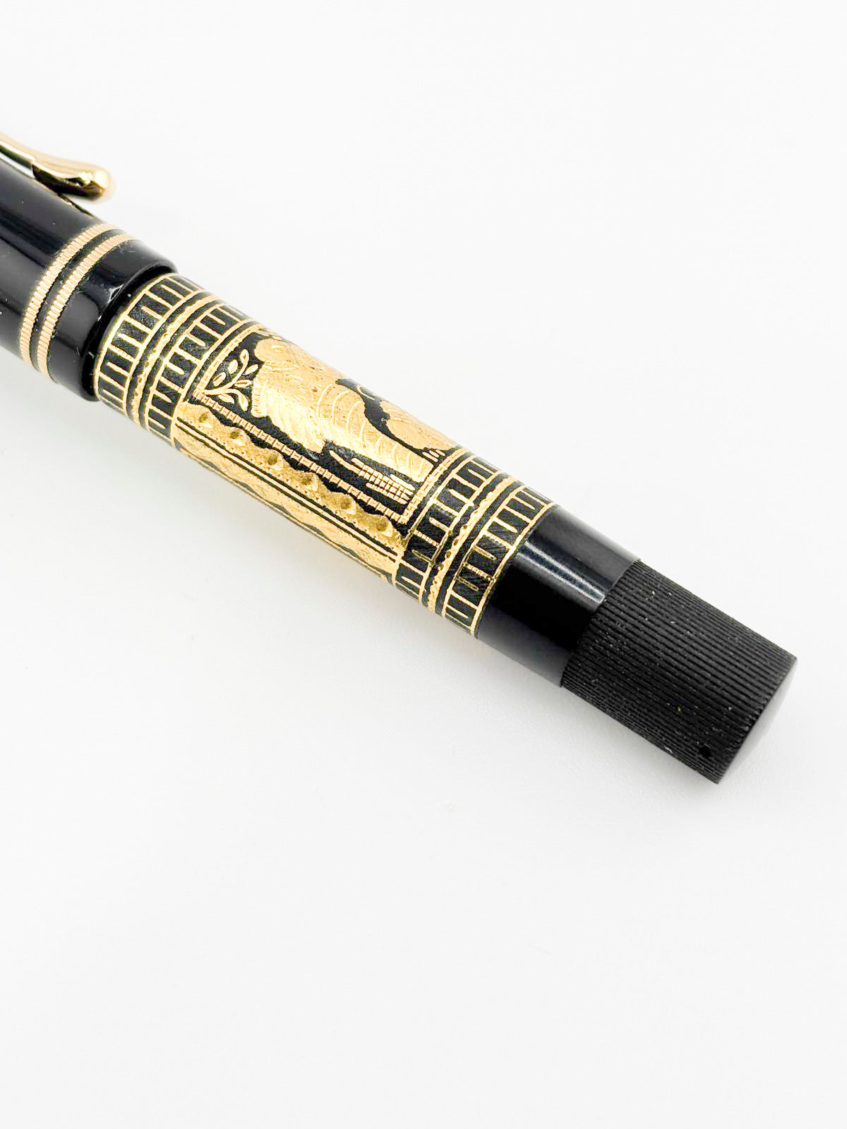 Pelikan Toledo (1931 Originals of their Time) Limited Edition Fountain Pen - Medium 18kt Gold Nib - ULTRA RARE & DESIRABLE!!