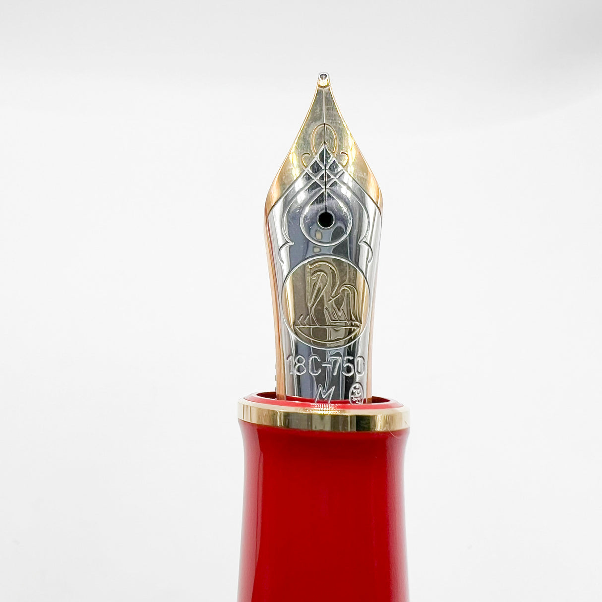Pelikan Golden Phoenix Limited Edition Fountain Pen - Fine 18kt Gold Nib