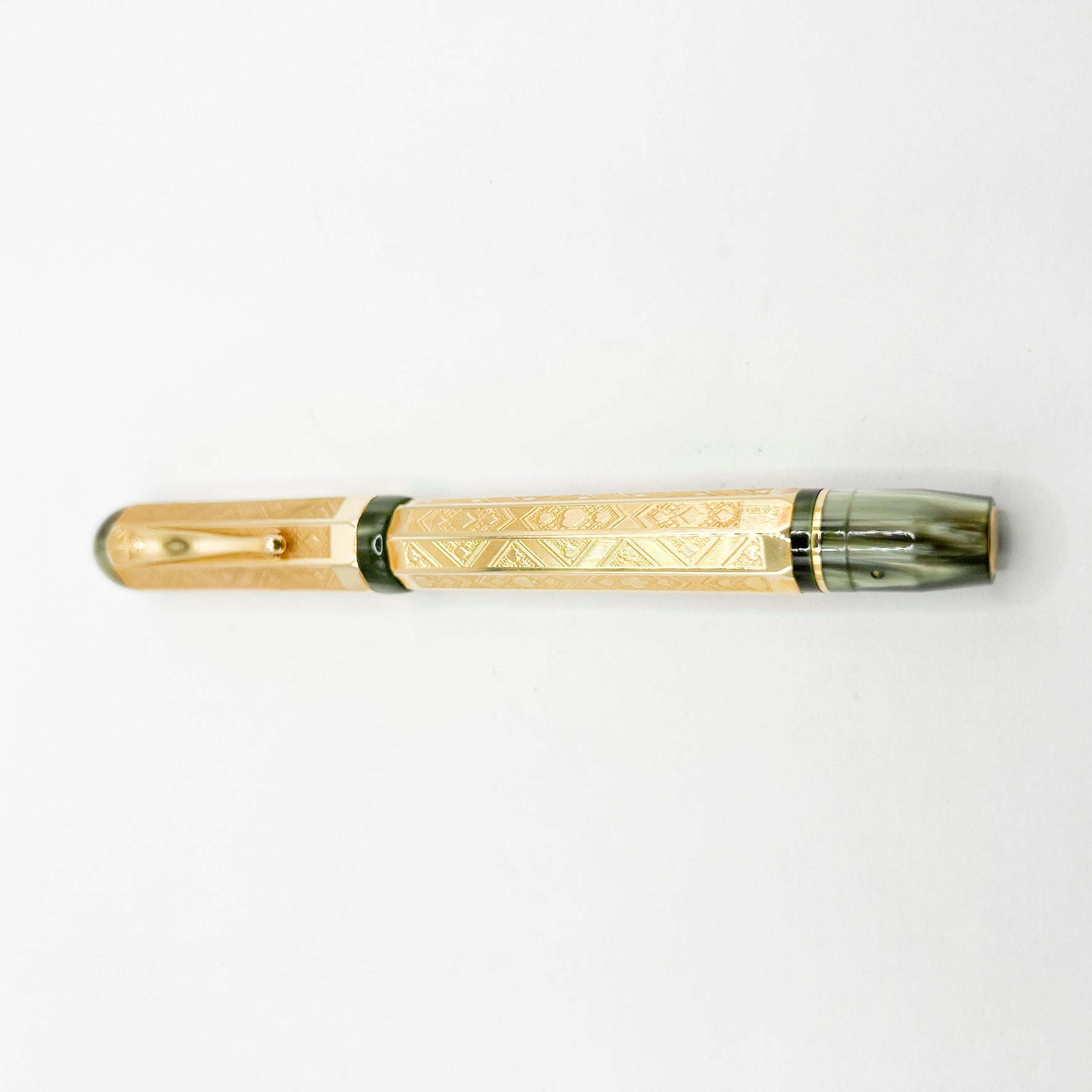 Montegrappa Queen of Hearts - 18 Kt SOLID GOLD Overlay - Medium