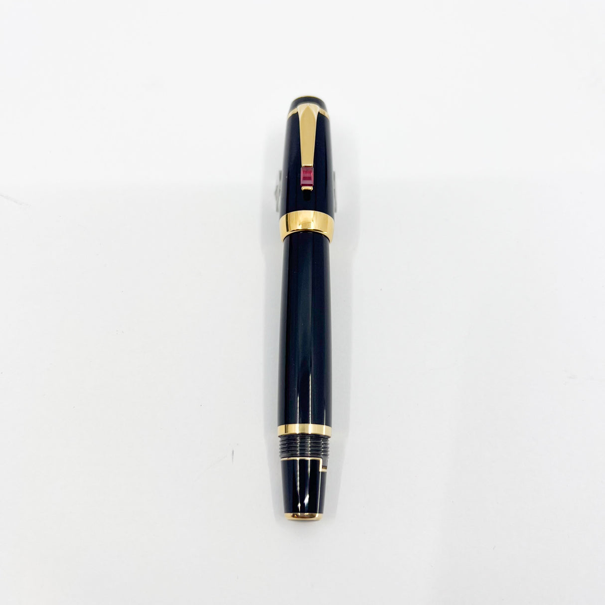 Montblanc Boheme Rouge - Black Resin Fountain Pen - Retractable  Medium 14kt Gold Nib