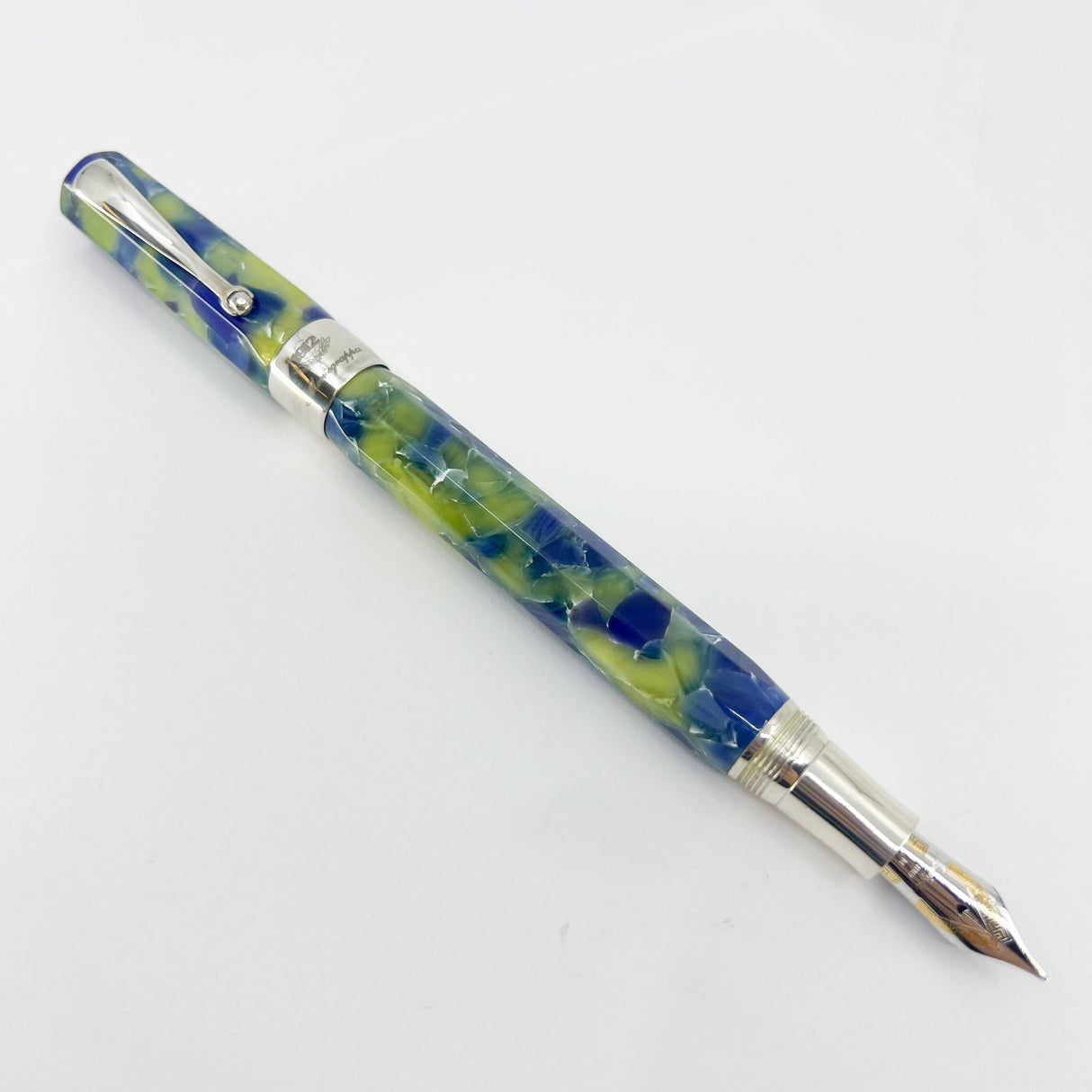 Montegrappa Harmony Solo Lustrous Blue/Green Octagonal Fountain Pen - Medium 18kt Gold Nib