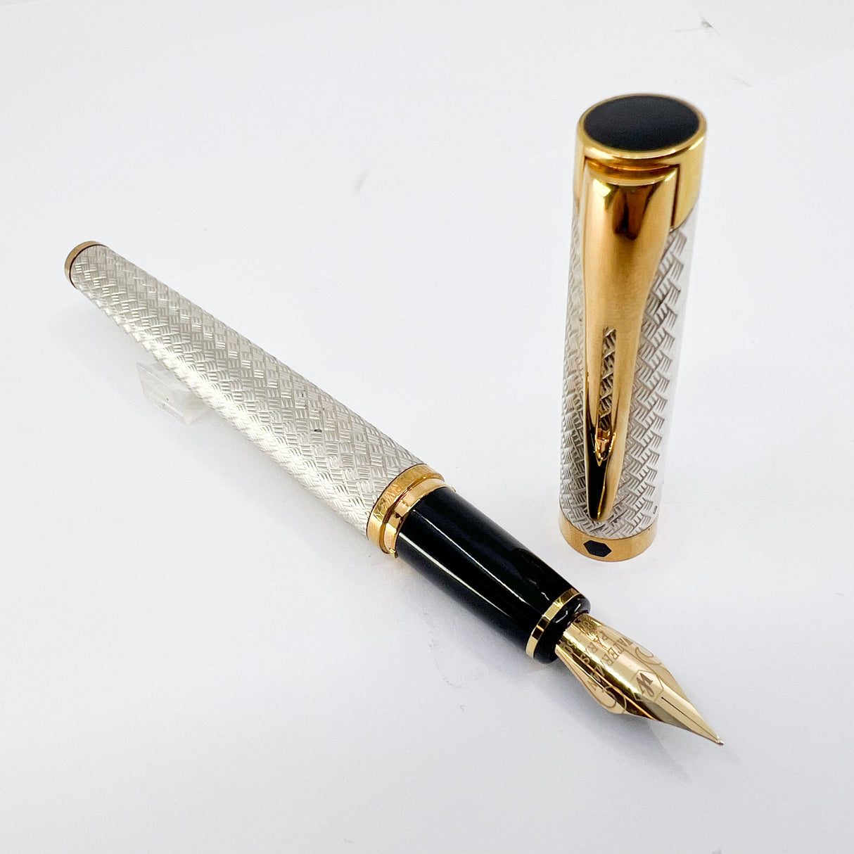 Waterman L'Etalon Beautiful Sterling Silver Basket Weave Design Fountain Pen- Fine 18kt Gold Nib