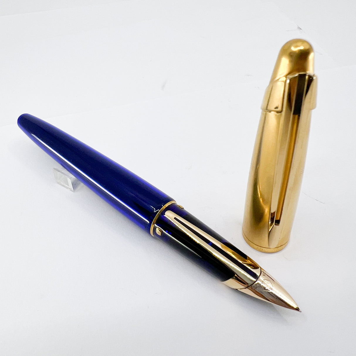Waterman Edson Blue Translucent Fountain Pen - Fine 18kt Gold  Nib
