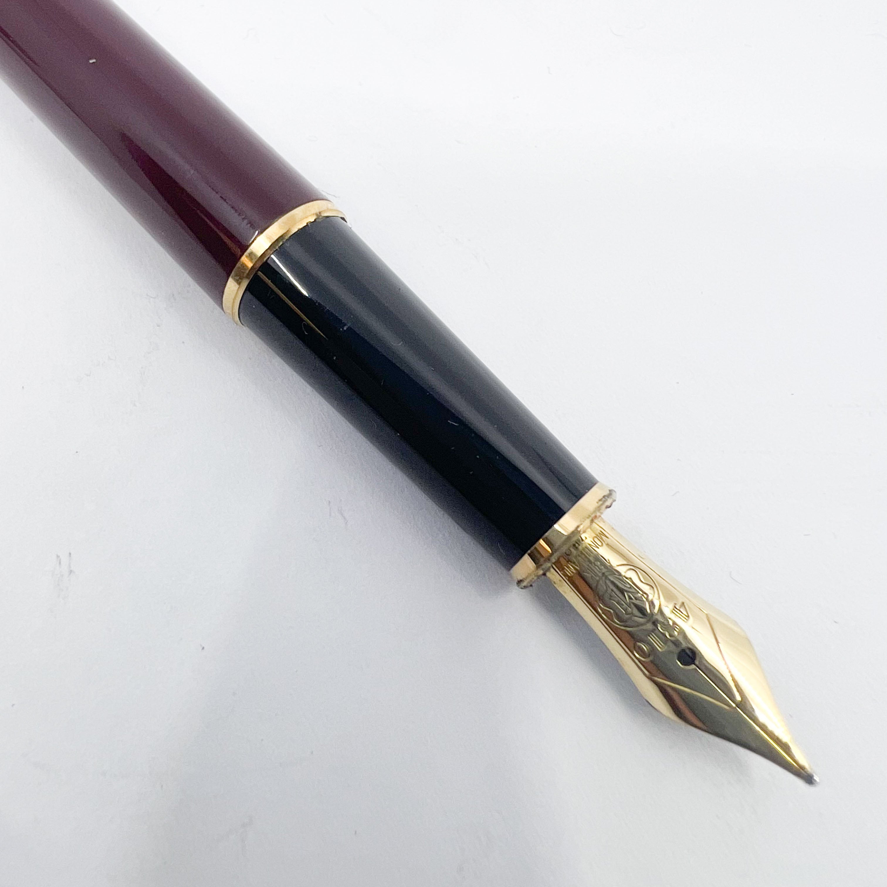 Montblanc #144 Bordeaux Resin Fountain Pen - Medium 14kt Gold Nib