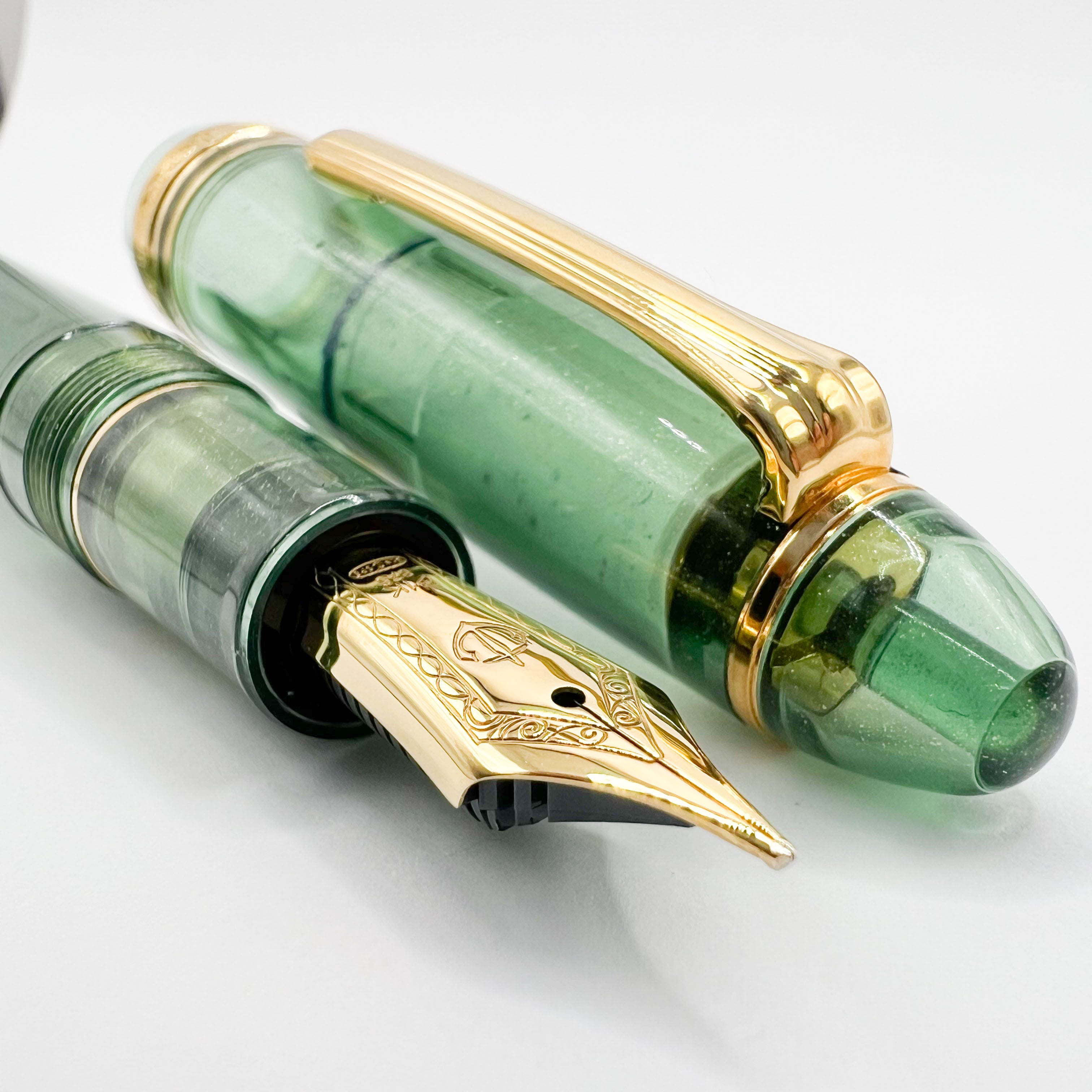 Sailor 2023 Pen of the Year 1911 Large Olive Green Shimmer