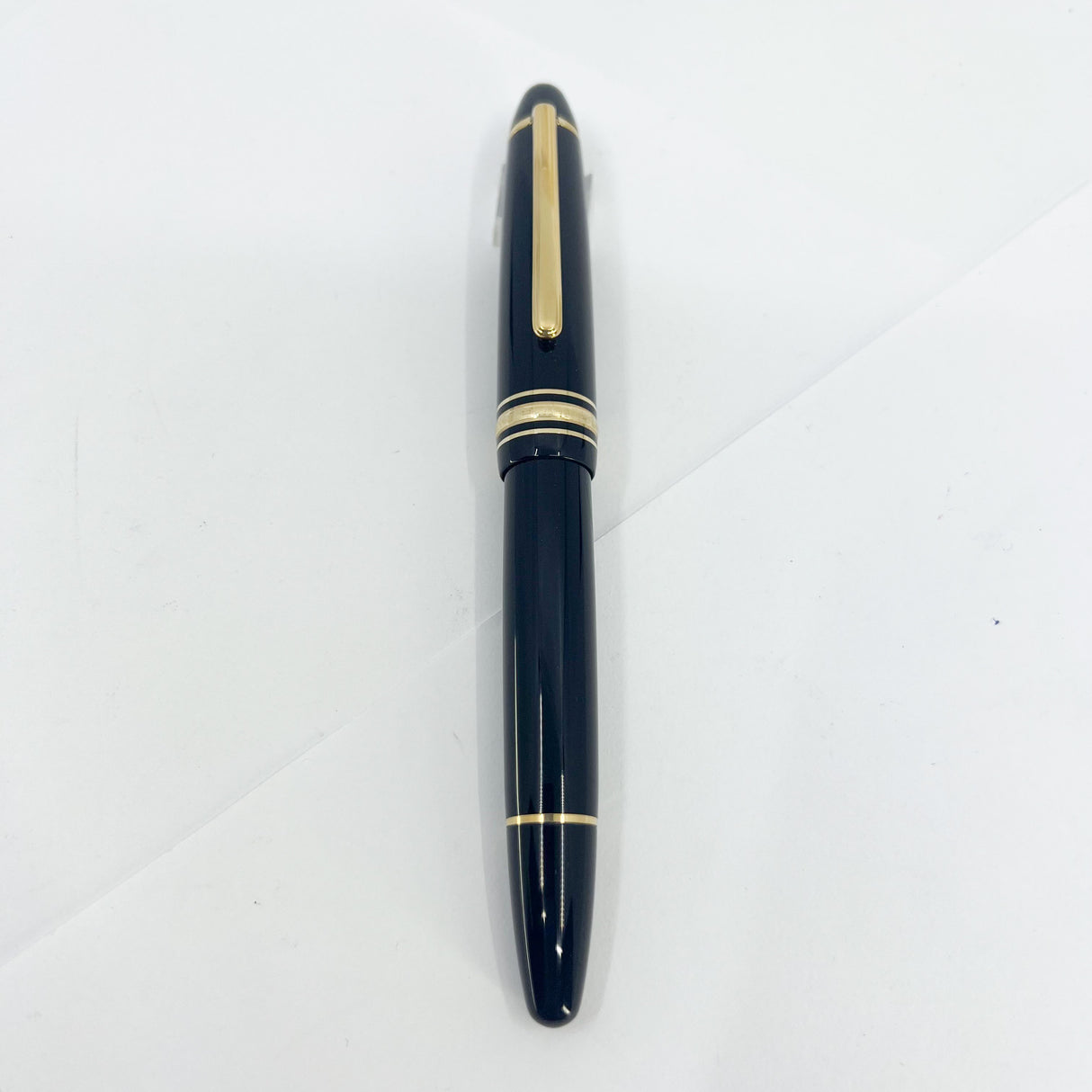 Montblanc Meisterstuck Black Resin #146 LeGrand Fountain Pen  - Fine 14kt  Gold Nib