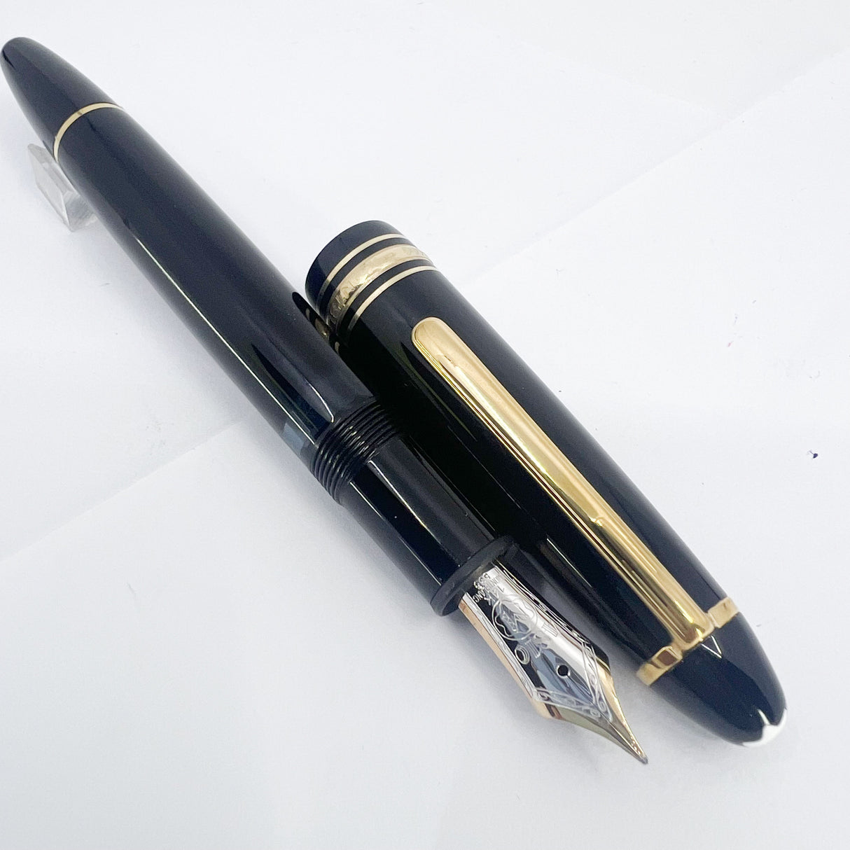 Montblanc Meisterstuck Black Resin #146 LeGrand Fountain Pen  - Fine 14kt  Gold Nib