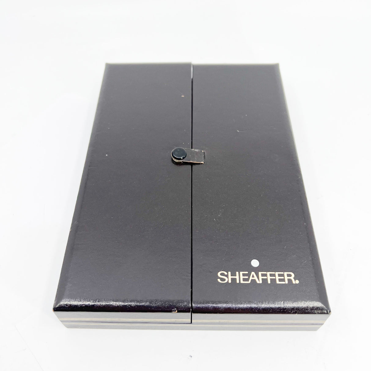 Sheaffer Sterling Silver "Top-of-the Line" Crest Fountain Pen  - Fine 18kt Gold Nib (Circa 1990s)