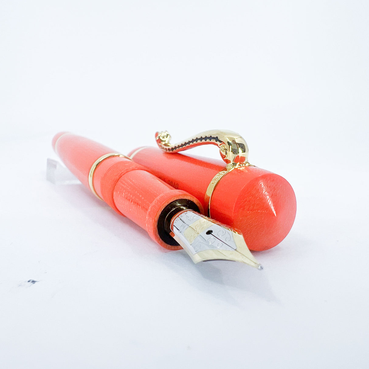 Bexley 2010 Owner's Club Limited Edition Orange  Fountain Pen - Fine 18kt  Gold Nib