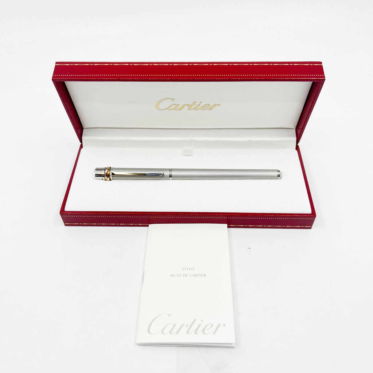 Cartier  Brushed Steel Must de Cartier Fountain Pen/Trinity Bands - Medium 18kt Gold Nib