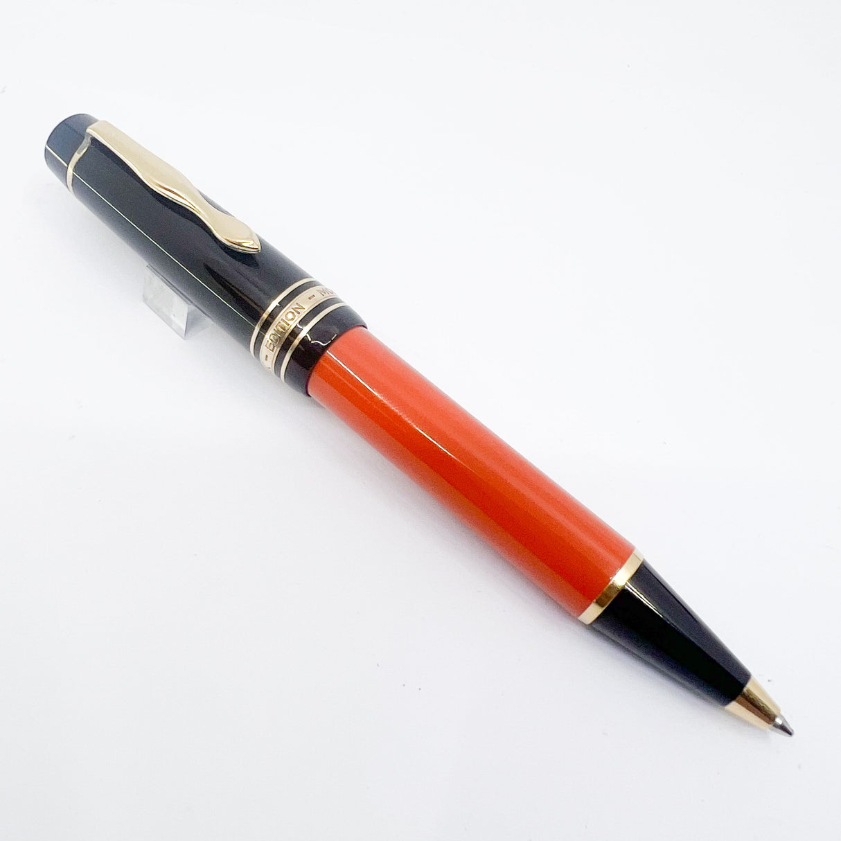 Montblanc Ernest Hemingway Writer's Limited Edition Ballpoint Pen -  1992 - The First of the 34 Year Old Annual Writer Series