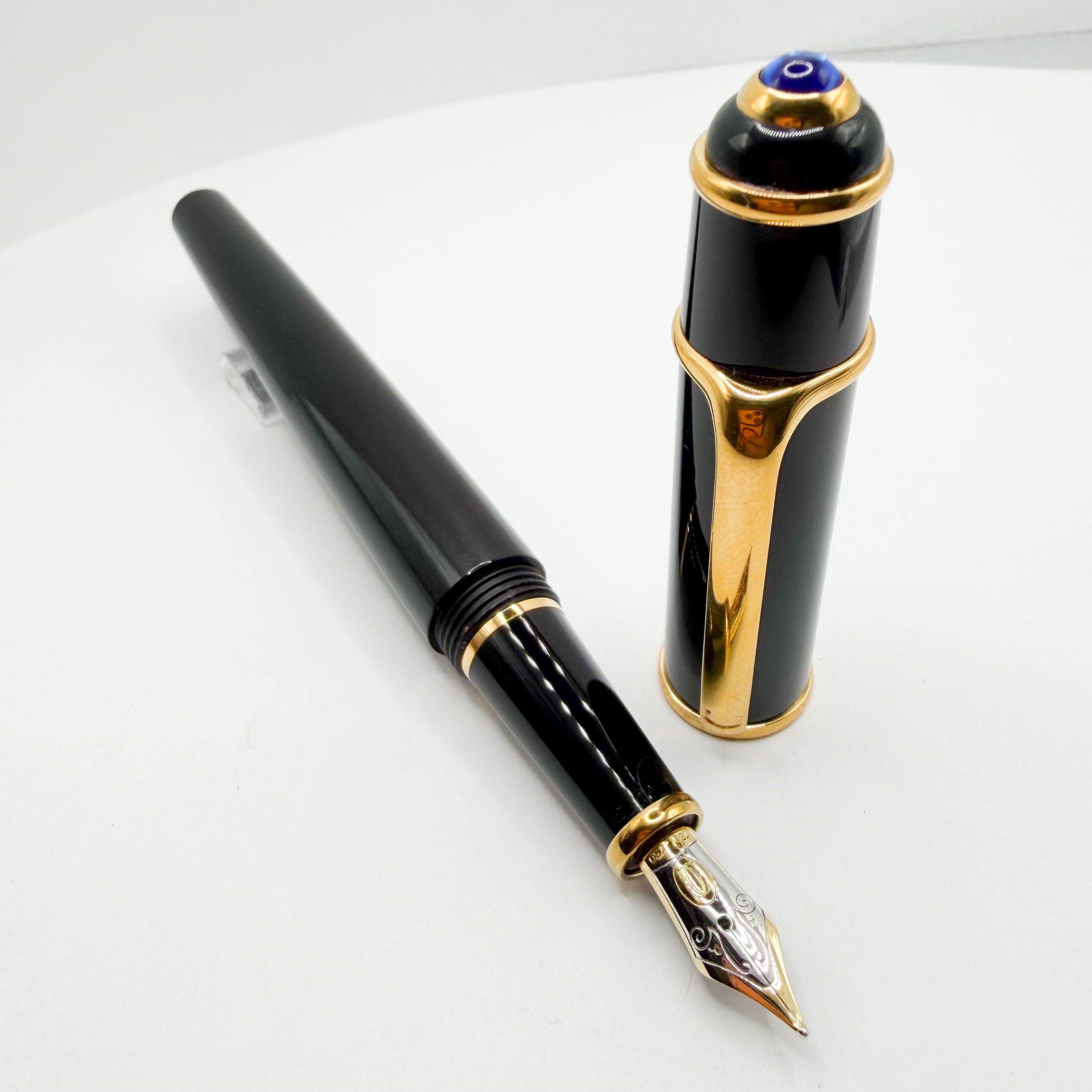 Cartier Diabolo Black Composite Fountain Pen - Medium 18kt Gold