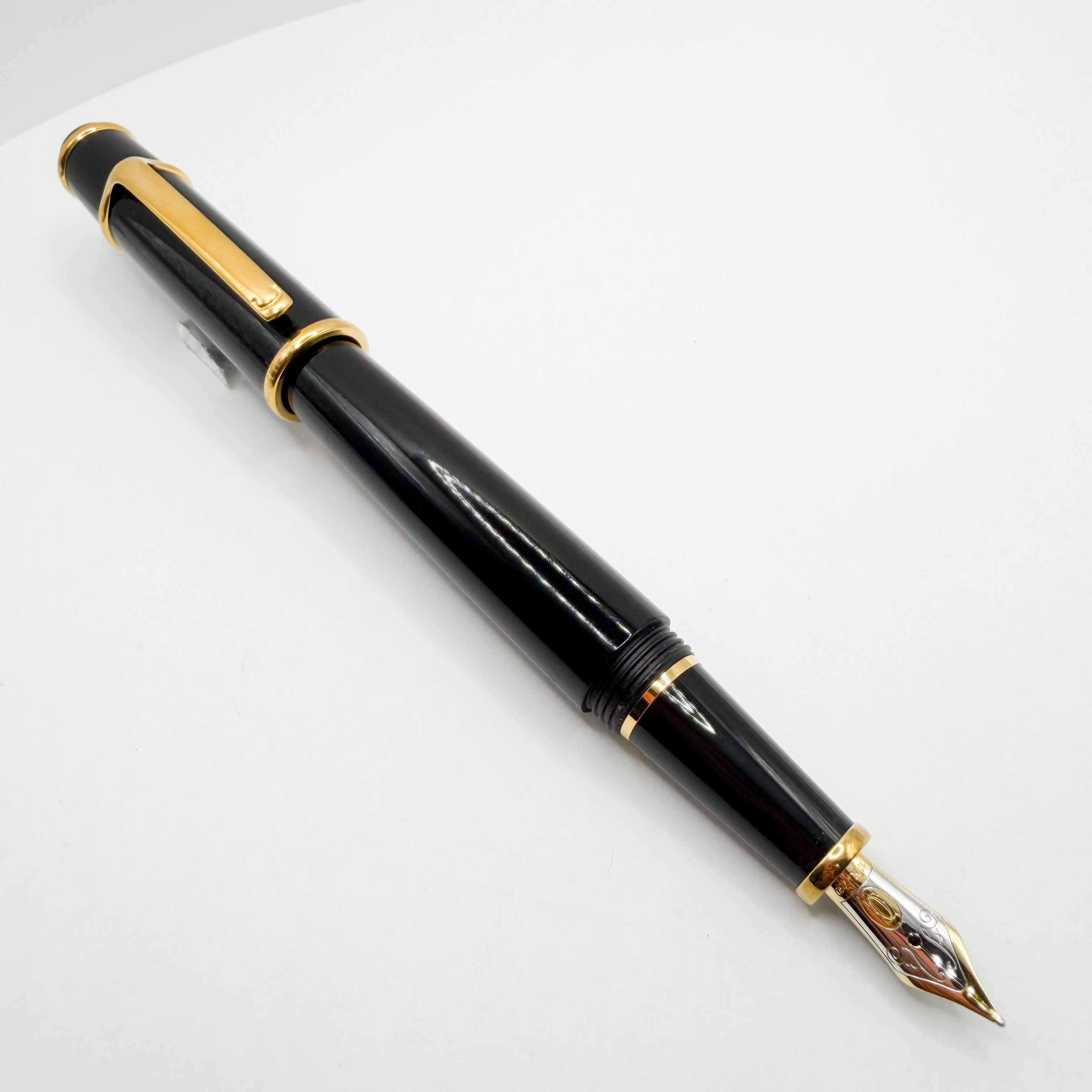 Cartier Diabolo Black Composite Fountain Pen - Medium 18kt Gold
