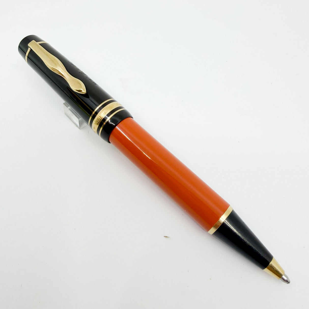 Montblanc Ernest Hemingway Writer's Limited Edition Ballpoint Pen -  1992 - The First of the 34 Year Old Annual Writer Series