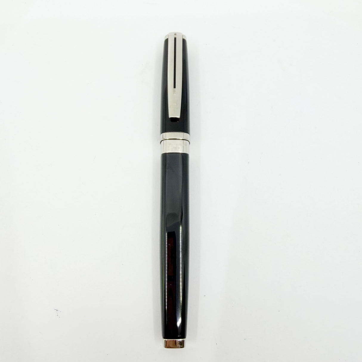 Waterman Oversized Exception Black Fountain Pen - Alternating Sides of Charcoal Stripes -Medium 18kt Gold Nib