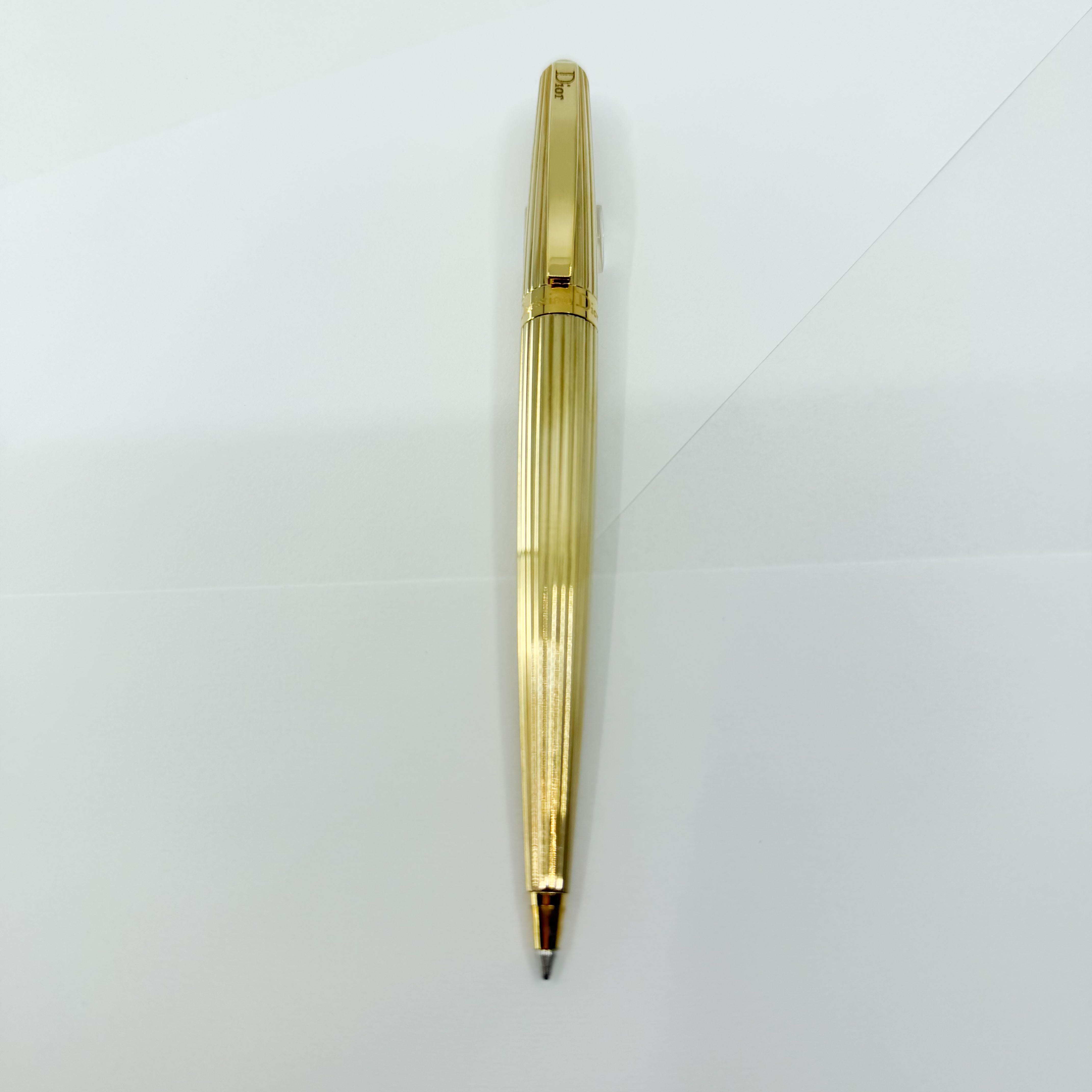 Cristian Dior Ribbed Pattern Gold-Tone Large Ballpoint Pen