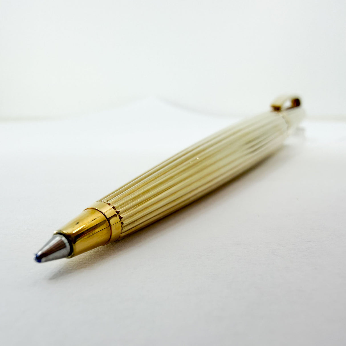 Cristian Dior Ribbed Pattern Gold-Tone Large Ballpoint Pen