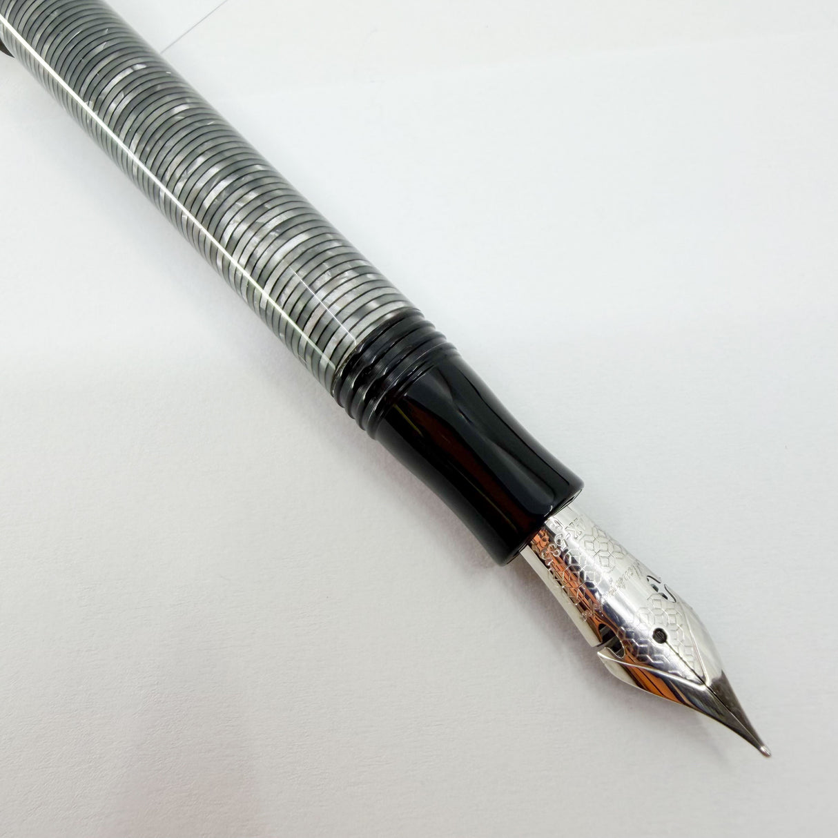 Montegrappa Nazionale Flex Shiny Circles Celluloid Limited Edition Fountain Pen - Flexible Fine 14kt Gold Nib