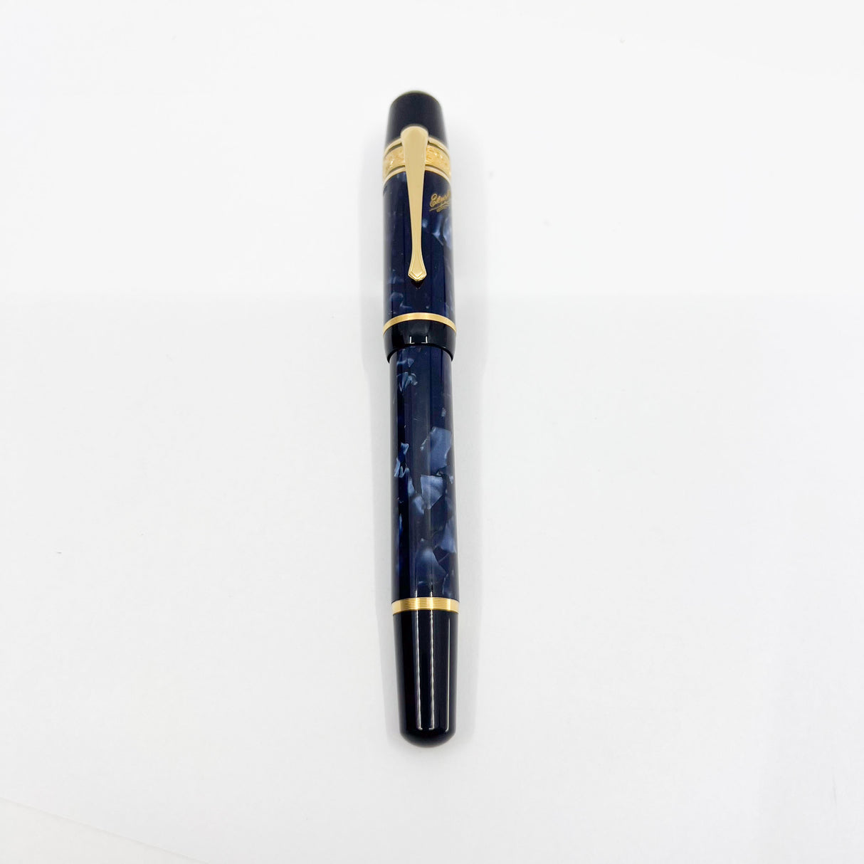 Montblanc Edgar Allan Poe Writer's Limited Edition Fountain Pen - Fine 18kt Gold Nib