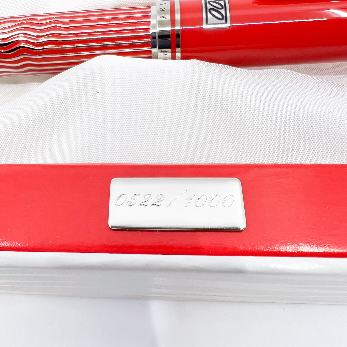 Pelikan Austria (Osterreich) 1000 Limited Edition Fountain Pen - Medium 18kt Gold Nib