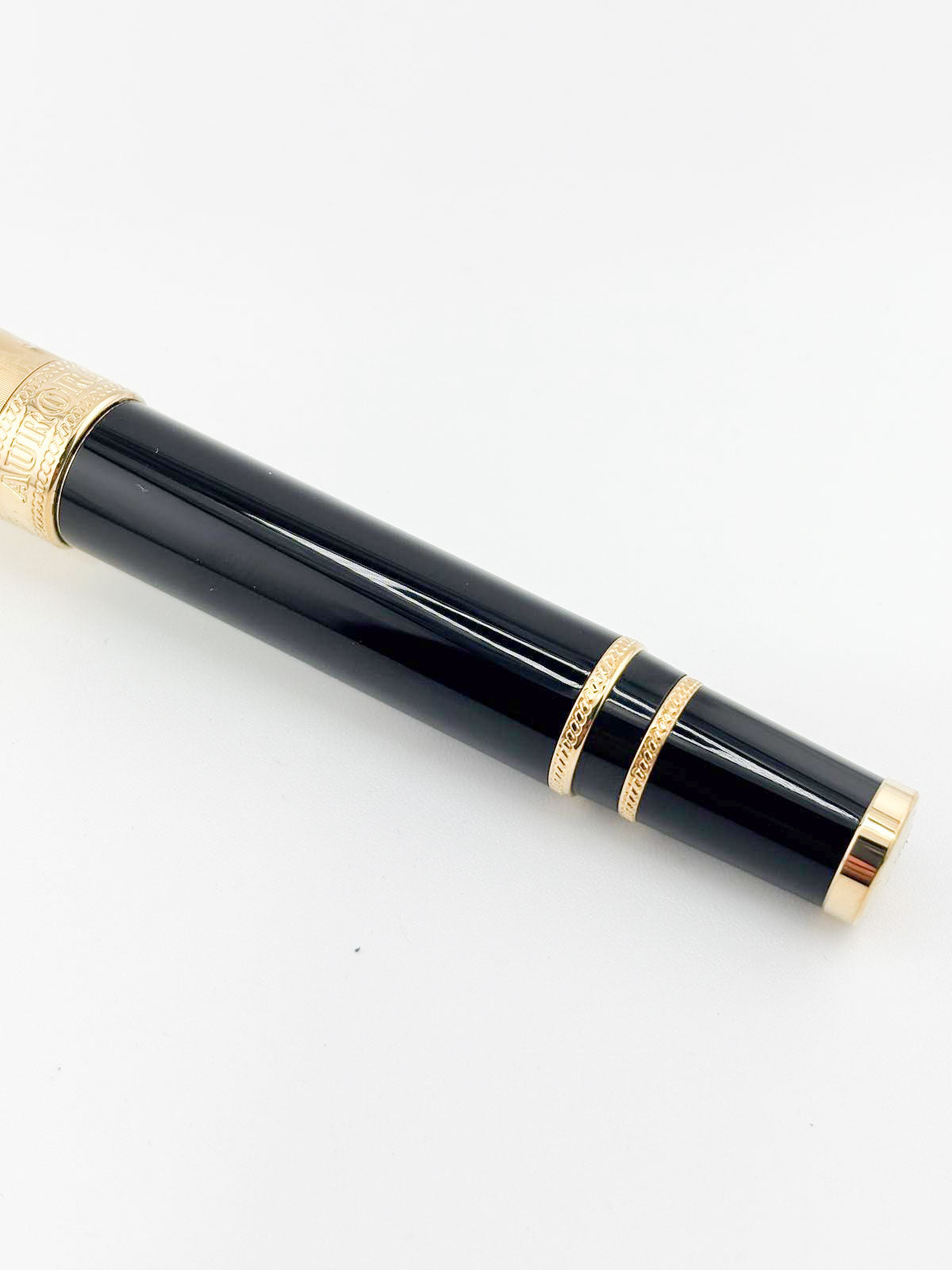 Aurora Guisseppe Verdi Opera Doue  Limited Edition Fountain Pen - Extra Fine 18kt Gold Nib