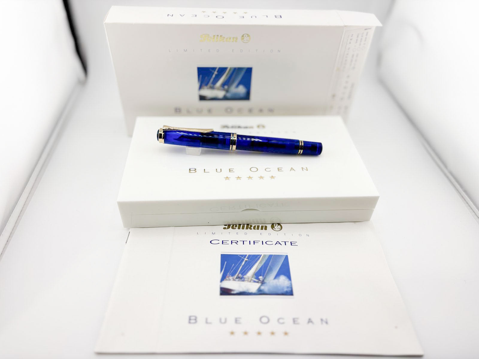 Pelikan Blue Ocean Limited Edition Fountain Pen - Fine 18kt Gold