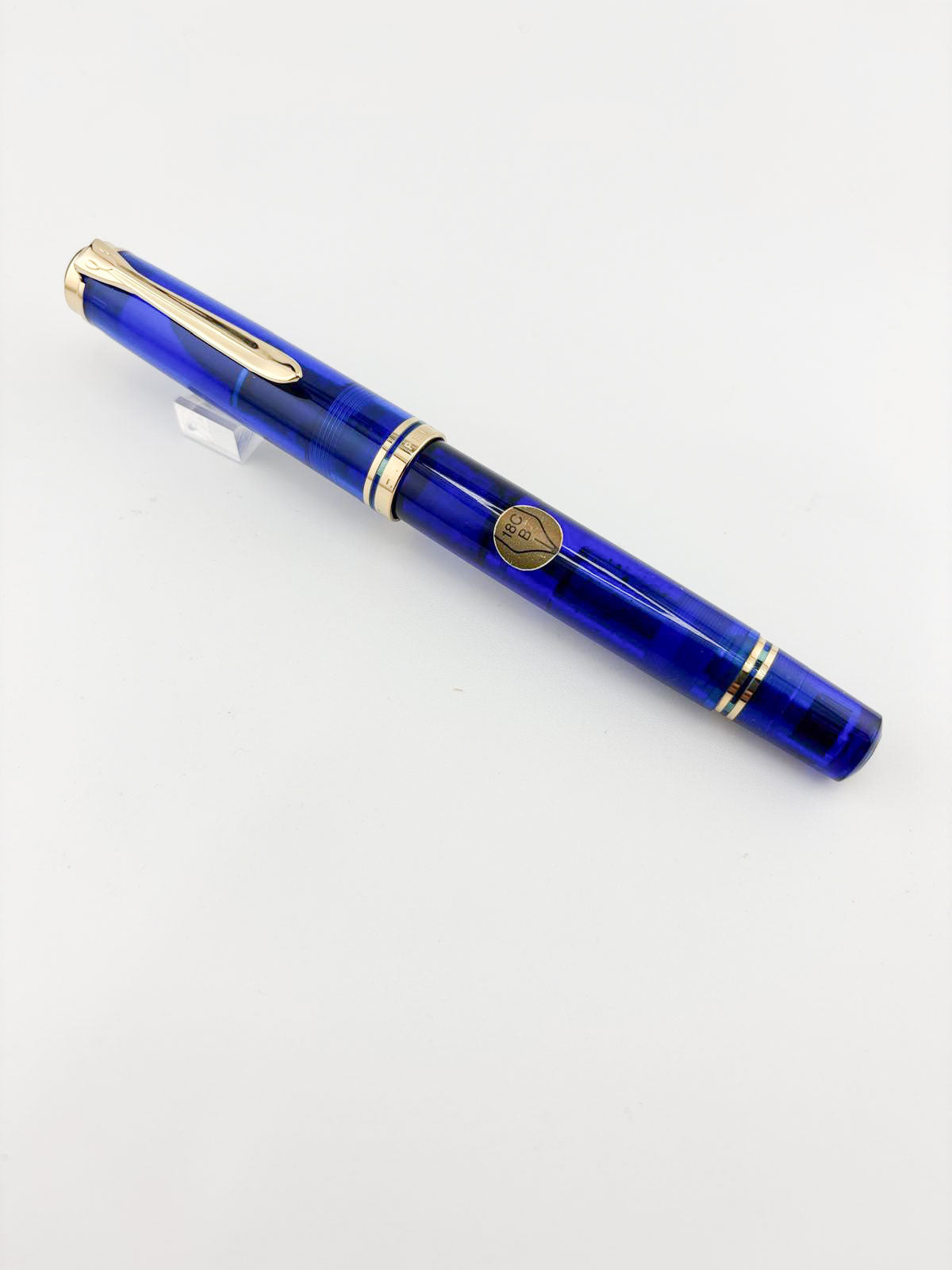 Pelikan Blue Ocean Limited Edition Fountain Pen - Fine 18kt Gold Nib