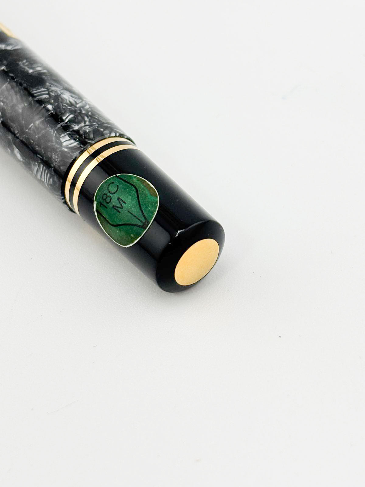Pelikan Wall Street Limited Edition Fountain Pen - Medium 18kt Gold Nib