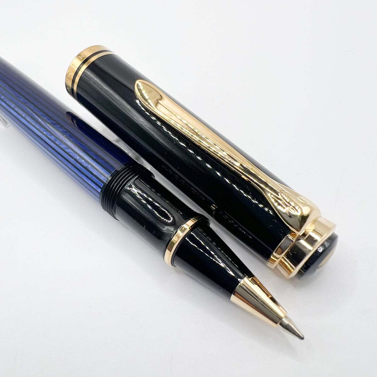 Pelikan R800 Vs R600 Pelikan Early R800 Blue Striped/Black Cap Rollerball – Fountain Pen ...