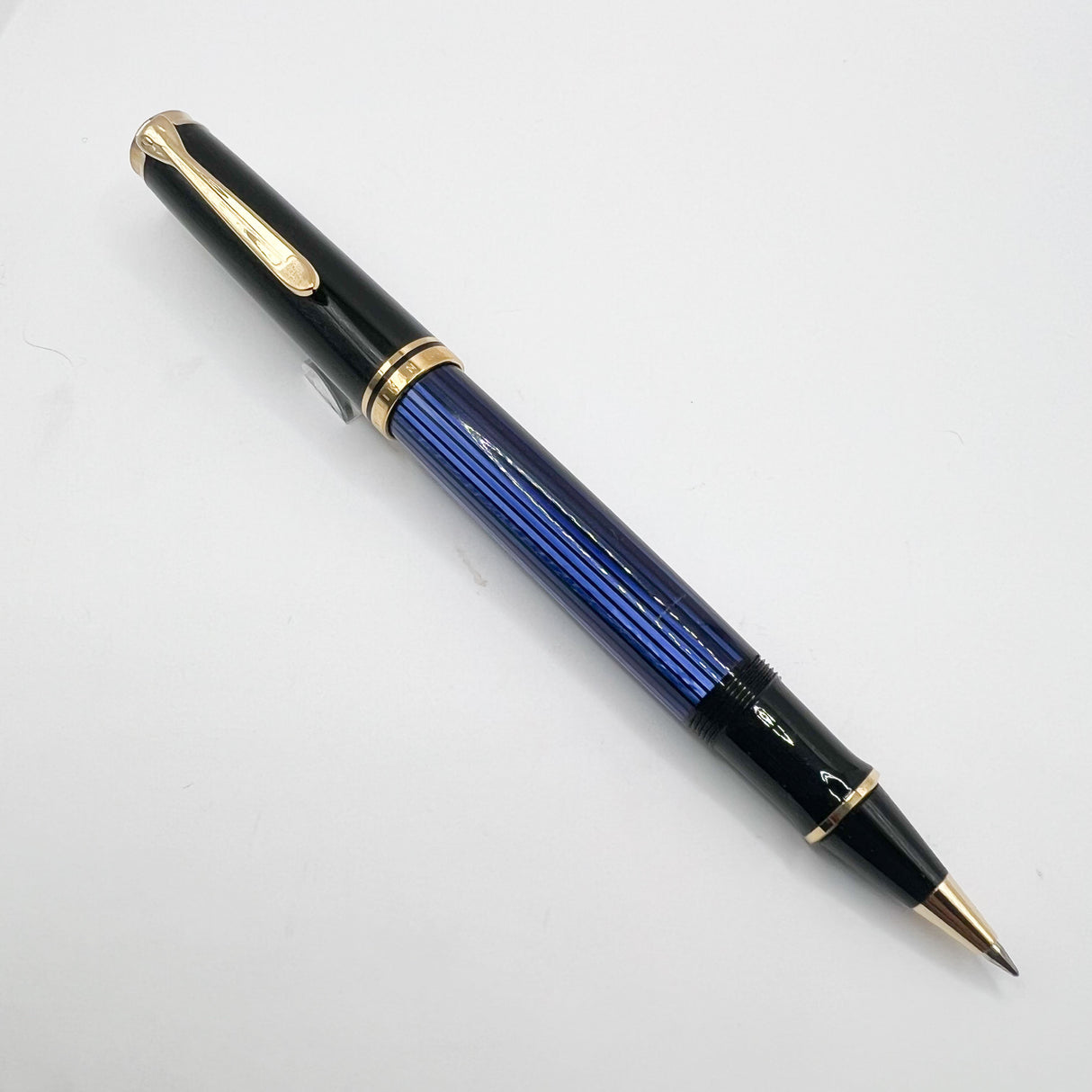 Pelikan Early R800 Blue Striped/Black Cap Rollerball