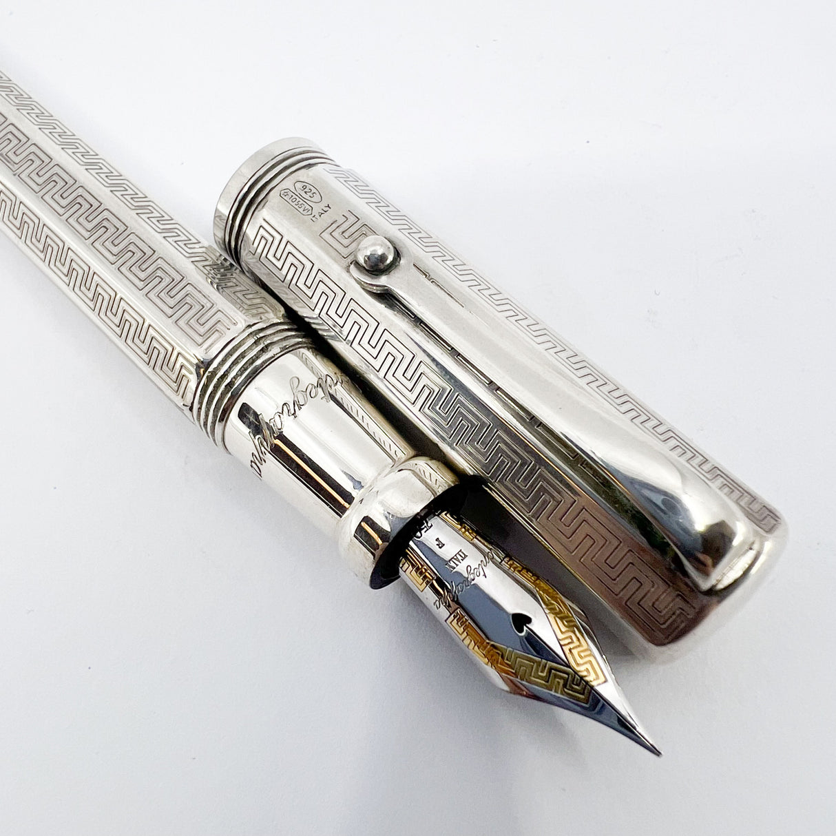Montegrappa Sterling Silver Reminiscence  Fountain Pen -  Fine 18kt Gold Nib