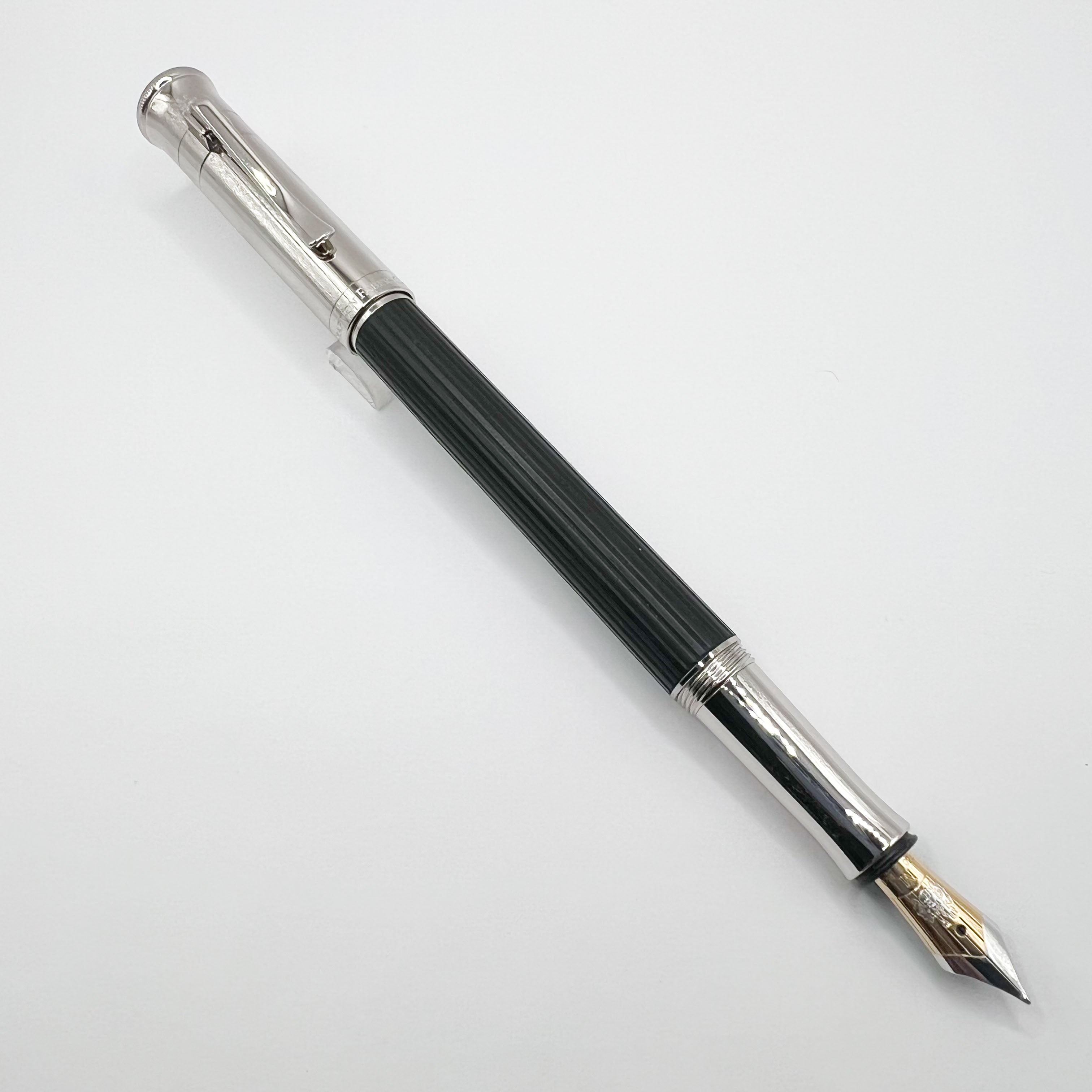 Graf von Faber-Castell 万年筆 エボナイト Graf von Faber-Castell