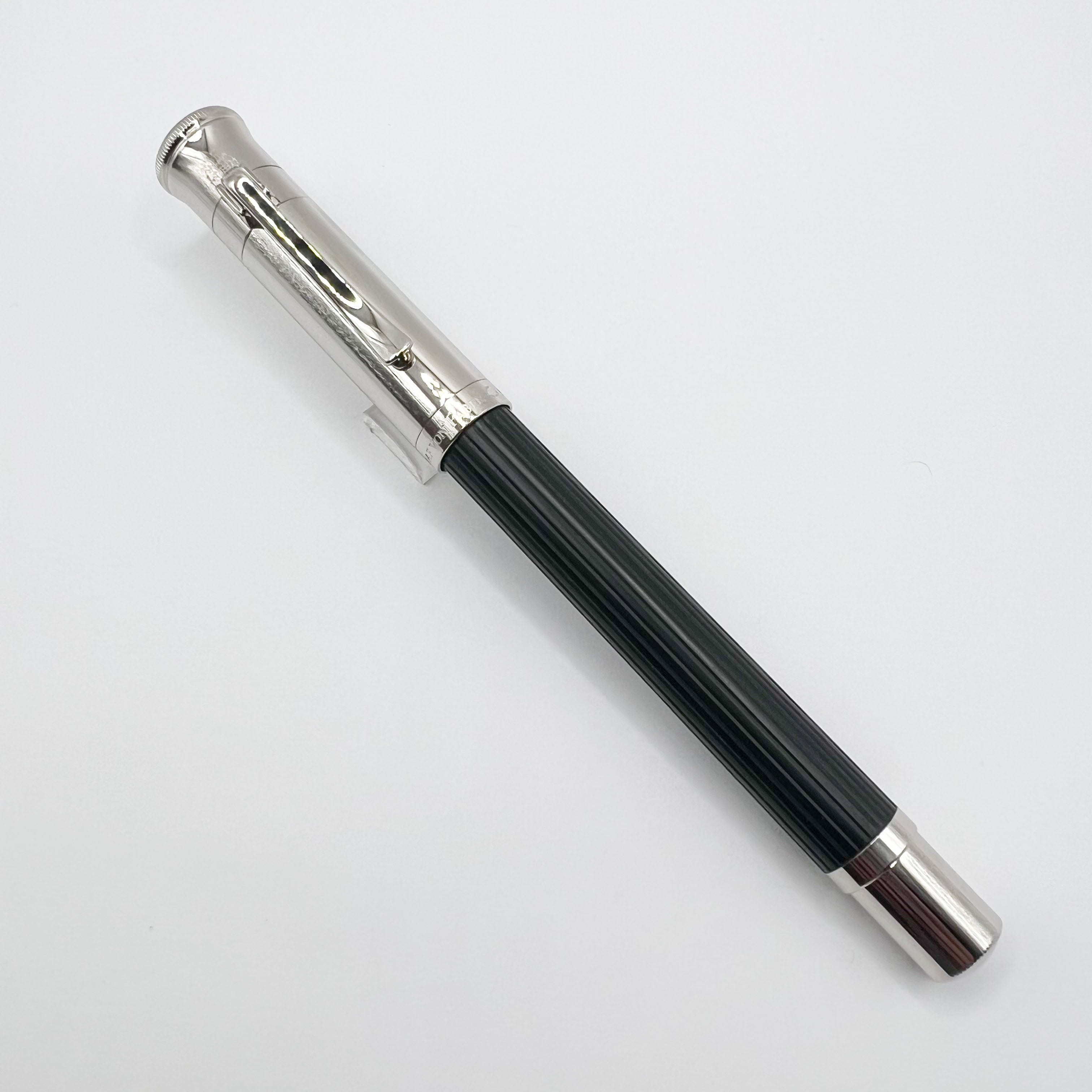 Graf von Faber Castell Classic Ebony Wood Fountain Pen - Medium