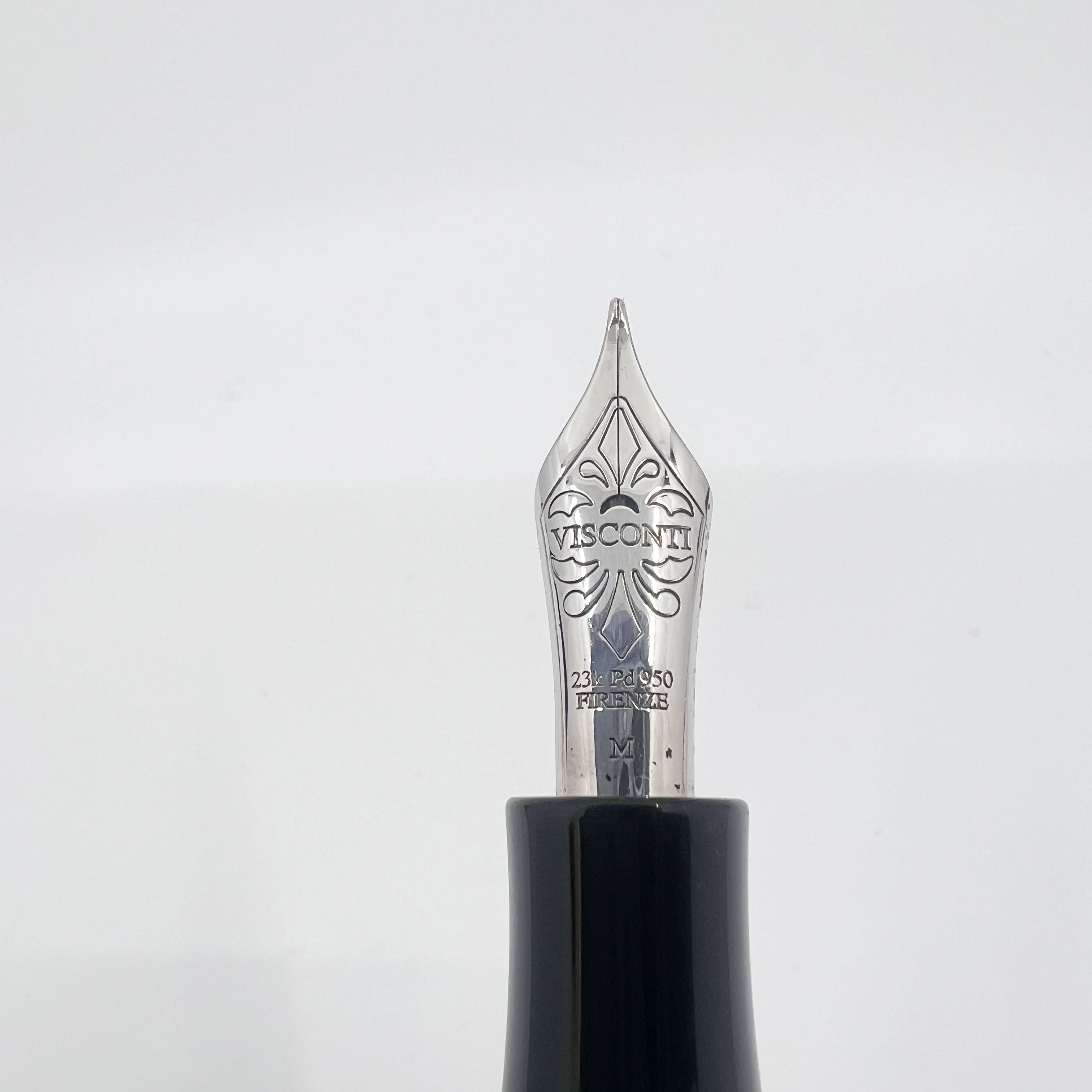 Visconti First Generation Black Divina Oversize Fountain Pen