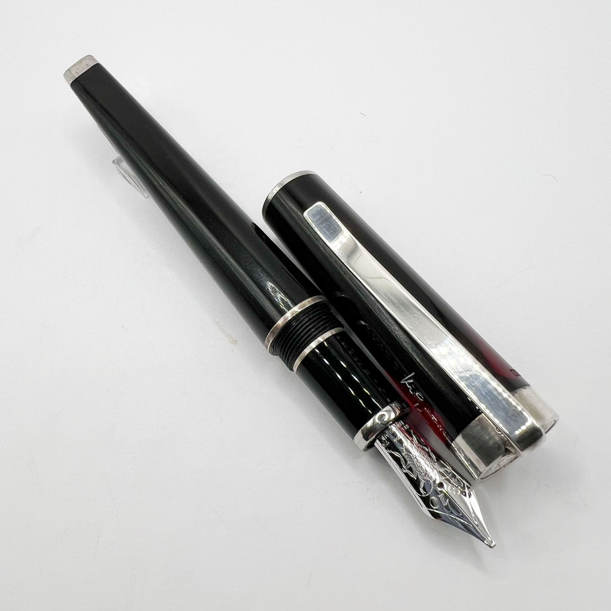 Montblanc Franz Kafka Writers Series Limited Edition Fountain Pen - Broad 18kt Gold  Nib