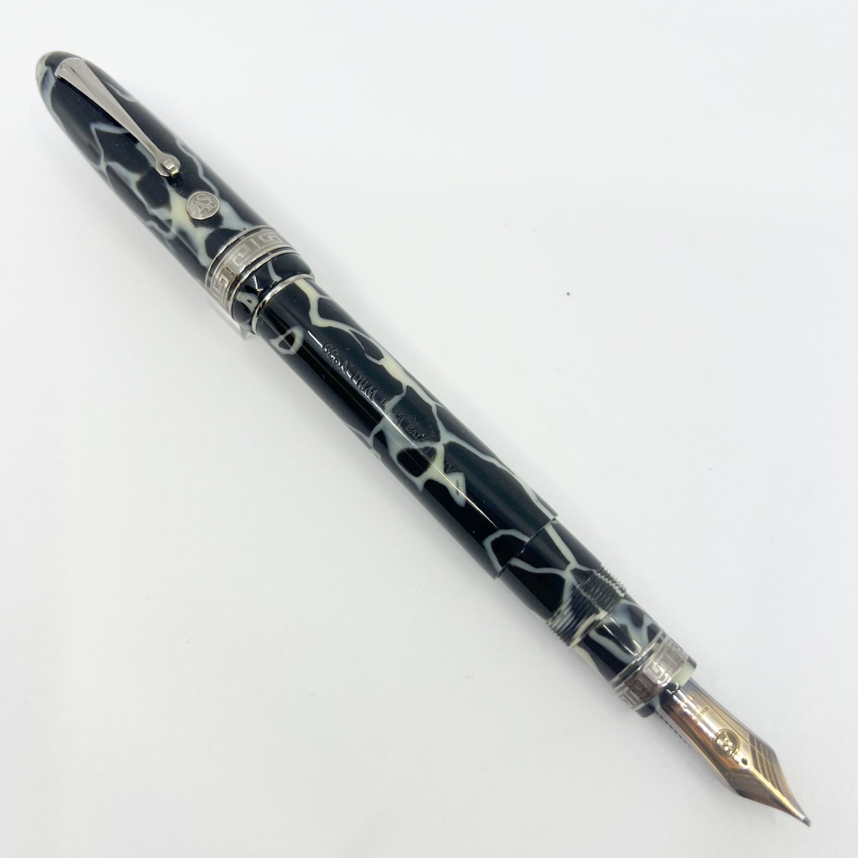 ASC (Armando Simoni Club) Ogiva Oversized Extra Art Nouveau "Wild" (OMAS Original) Celluloid Limited Edition  Fountain Pen - Magic Flex Medium 18kt Gold Nib