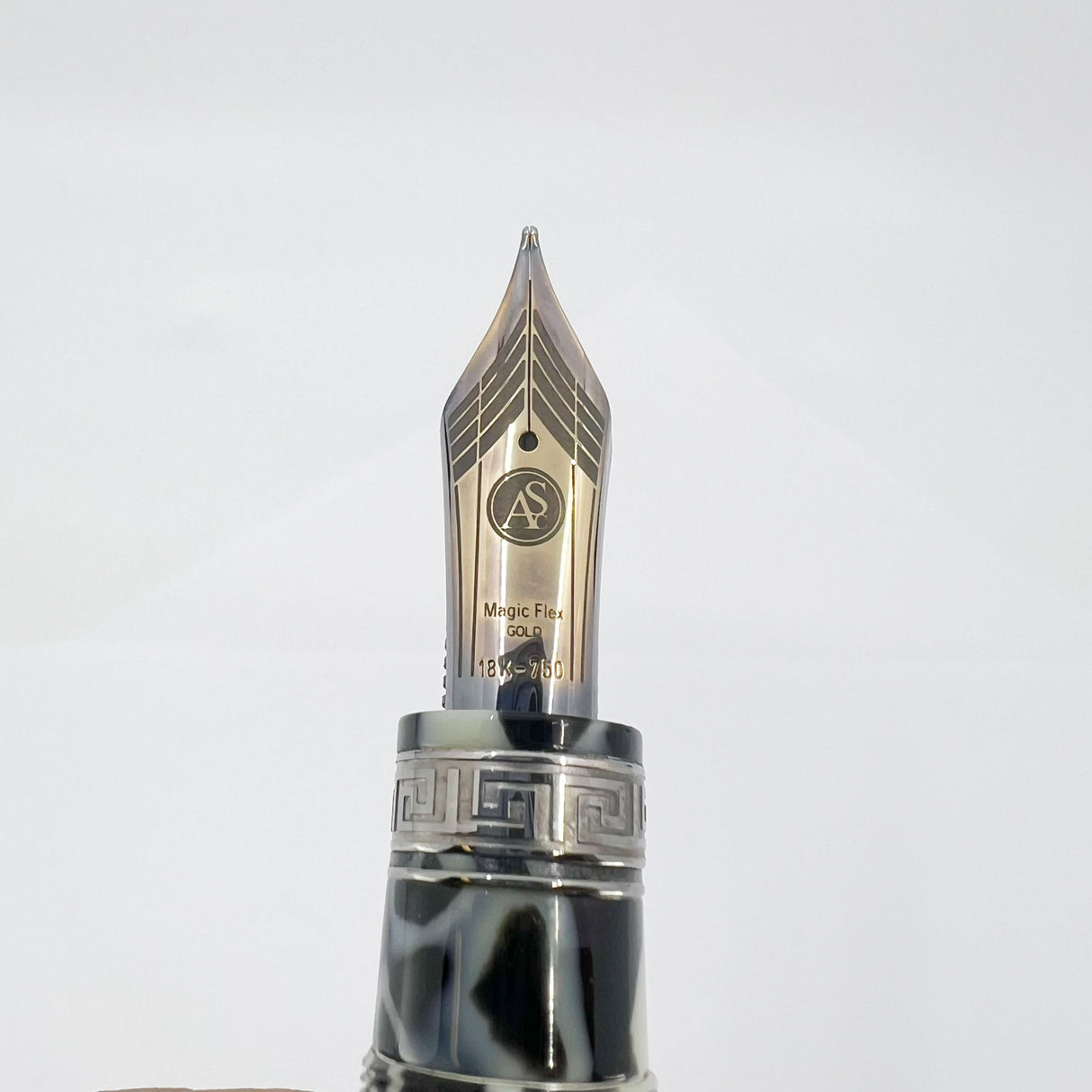 ASC (Armando Simoni Club) Ogiva Oversized Extra Art Nouveau "Wild" (OMAS Original) Celluloid Limited Edition  Fountain Pen - Magic Flex Medium 18kt Gold Nib