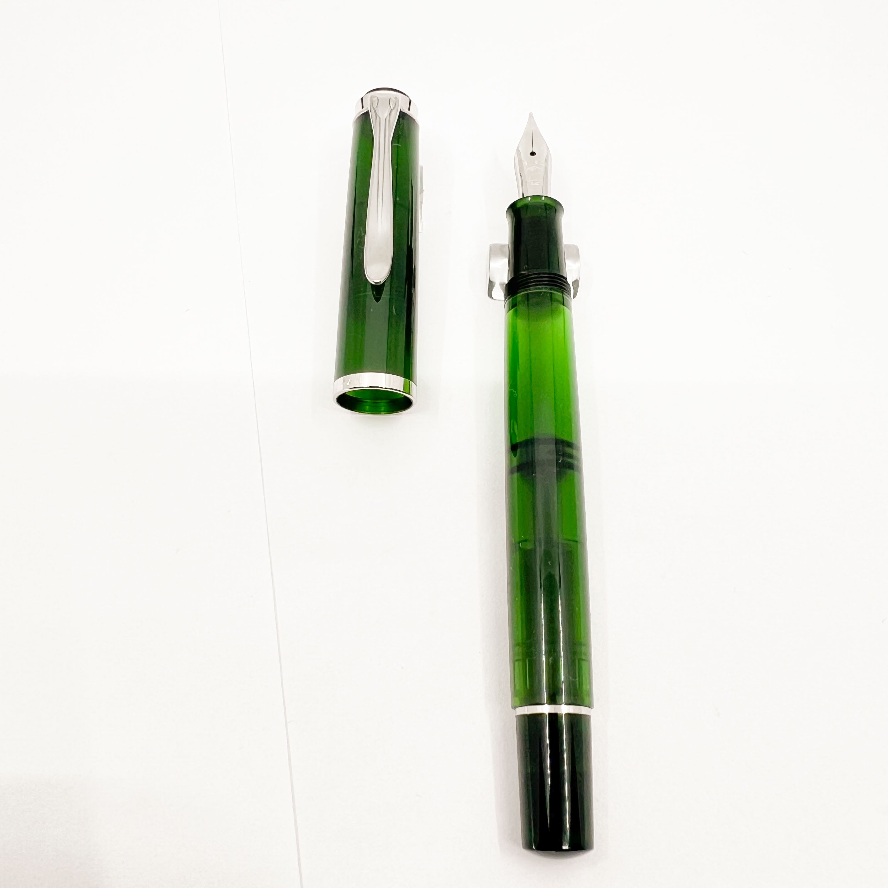 Pelikan　m205 透明 Pelikan M205 Green Transparent Fountain Pen – Fountain Pen Hospital
