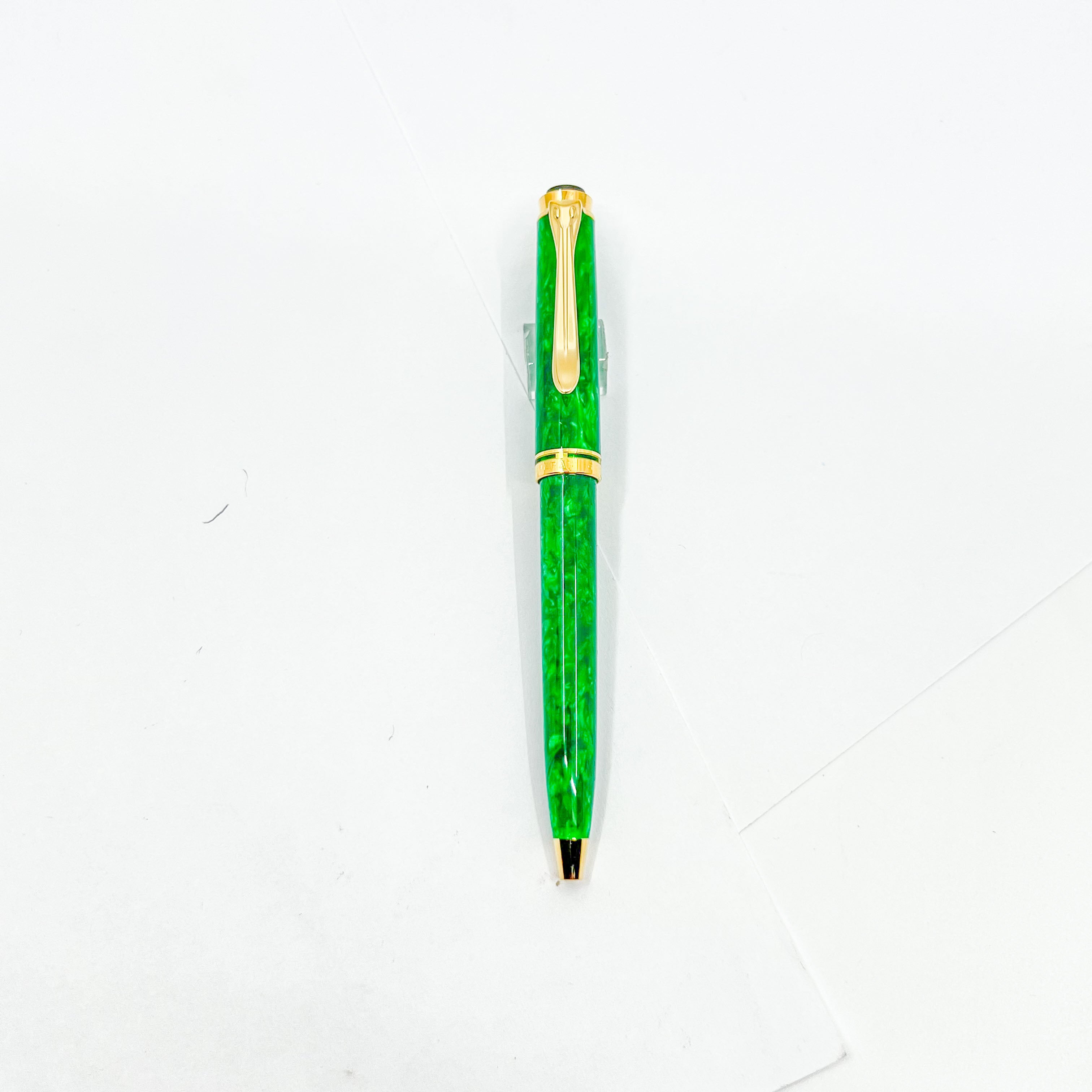 PELIKAN SOUVERAN K320 GREEN ボールペン Pelikan K320 Vibrant Green Ballpoint Pen – Fountain Pen Hospital