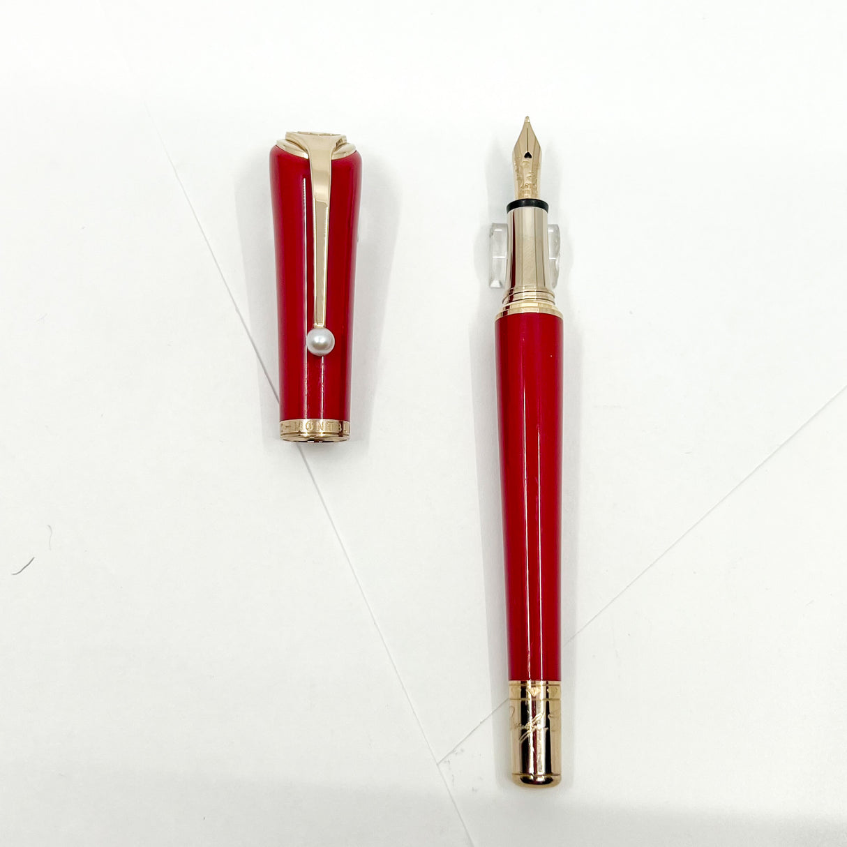 Montblanc Marilyn Monroe Special Edition Red Fountain Pen