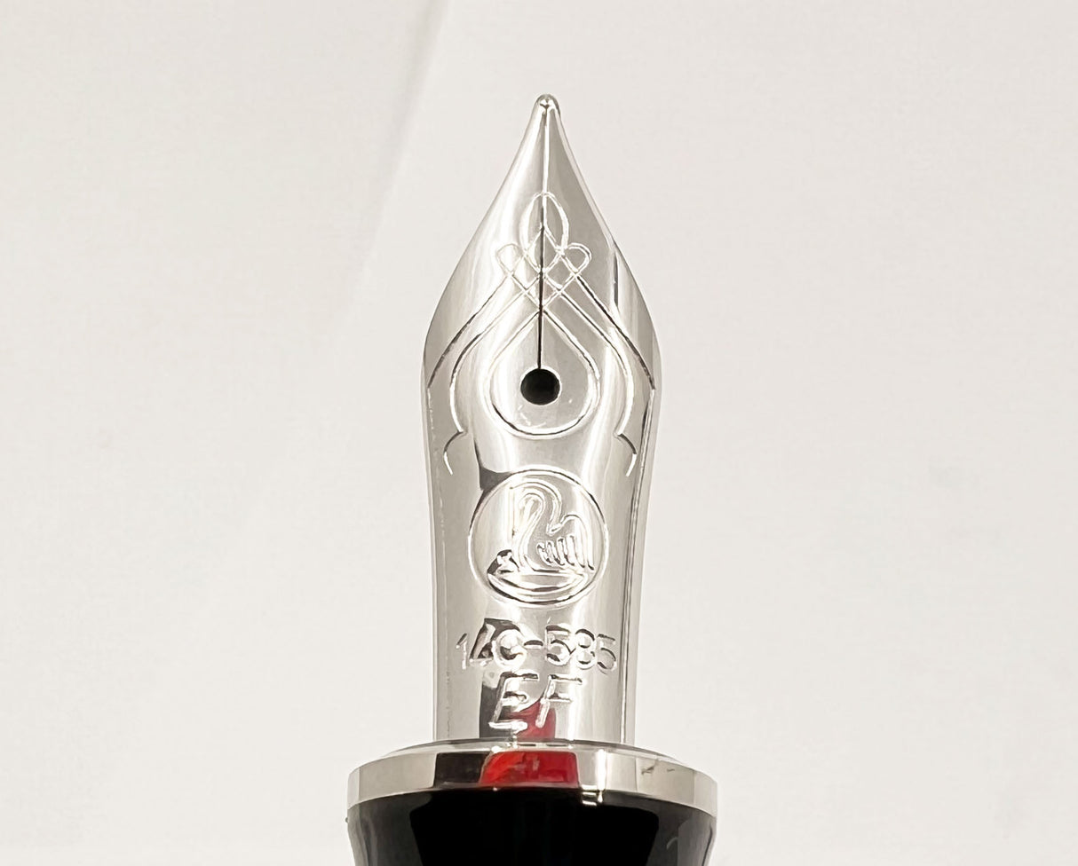 Pelikan  M405 Stresemann Gray Striped Fountain Pen