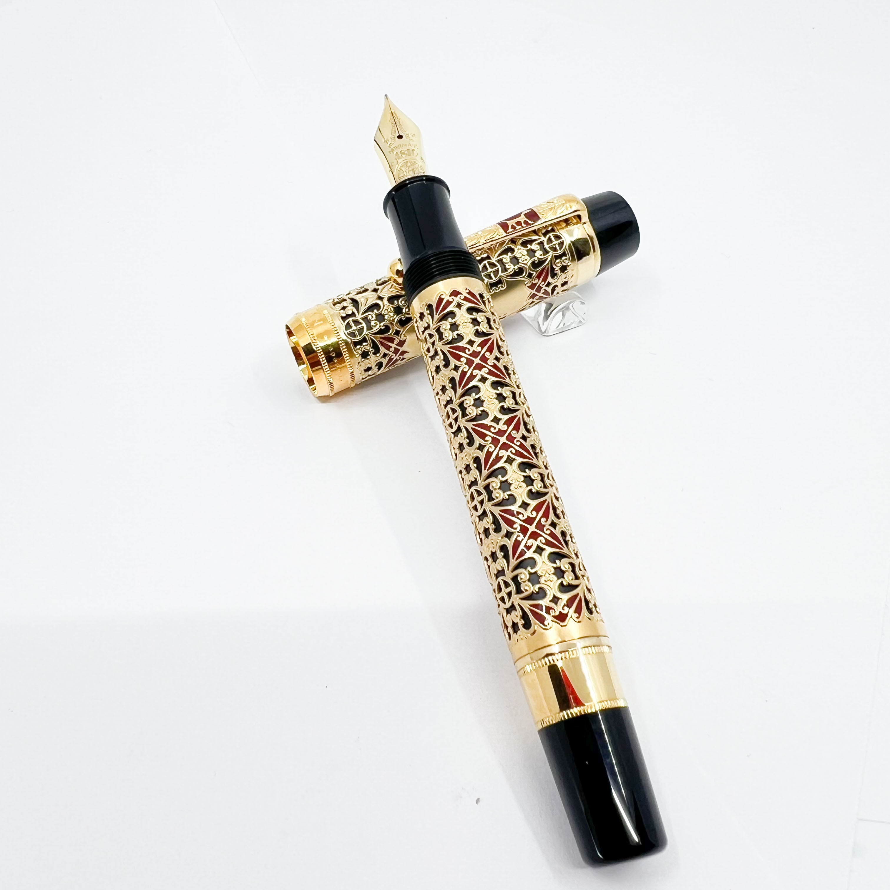 Montblanc Semiramis Patron of the Arts Limited Edition Fountain