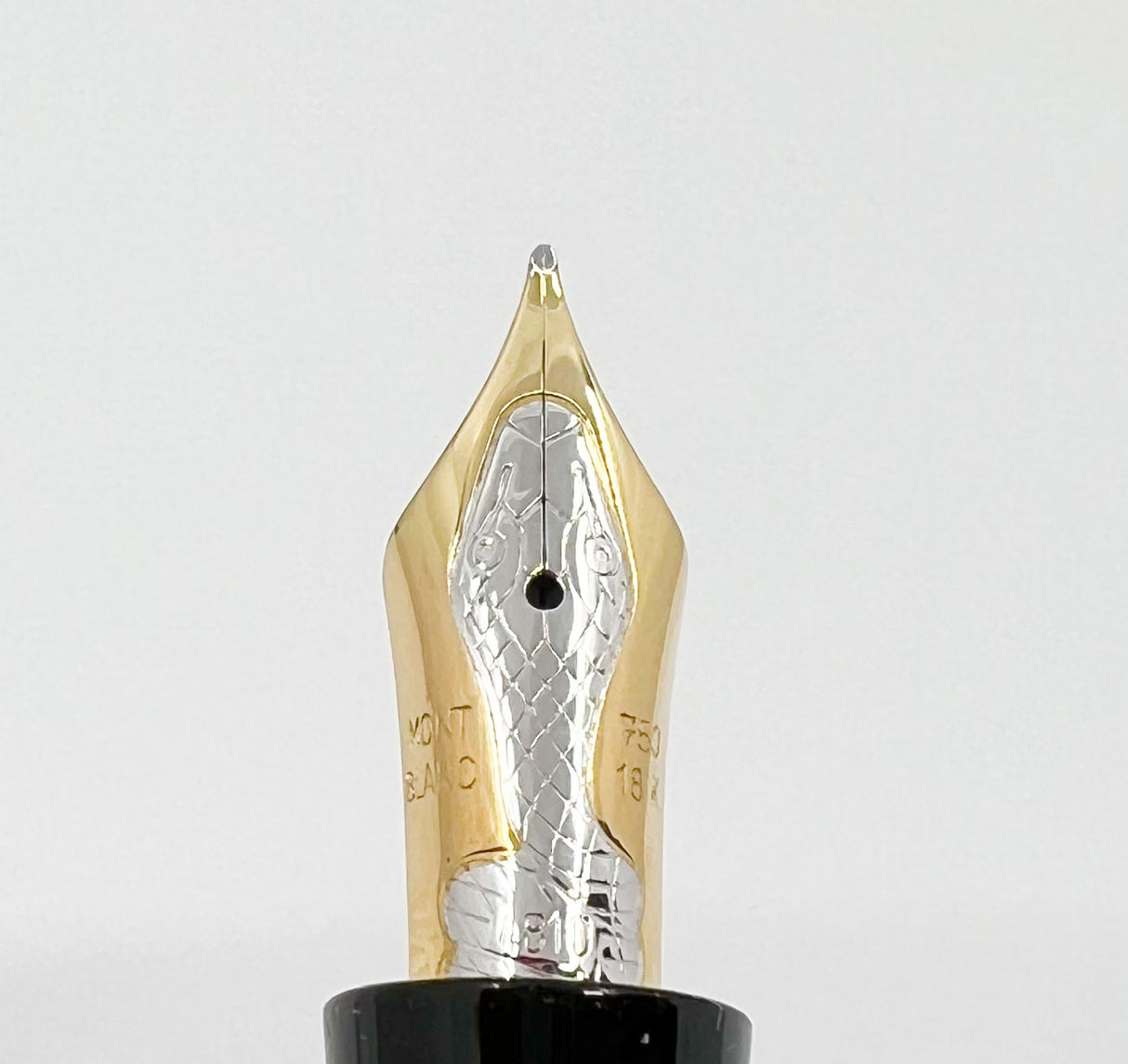 Montblanc Writers Edition 1993 Agatha Christie Vermeil Fountain Pen