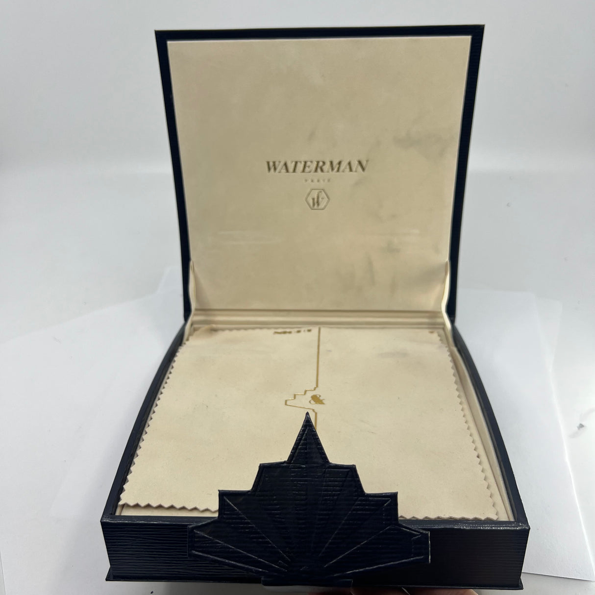 Waterman Night & Day Gold-Plated Fountain Pen - Medium 18kt Gold Nib