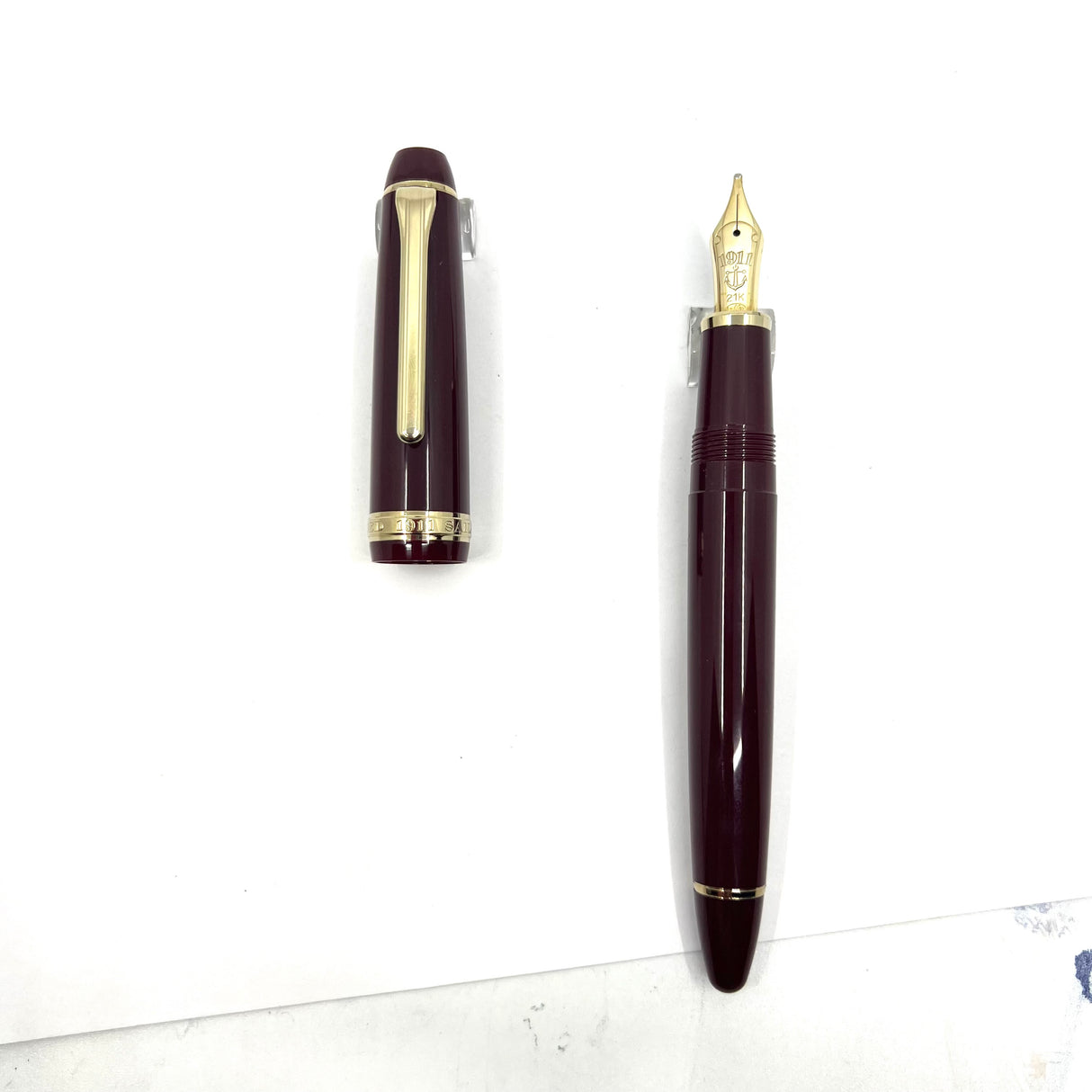 Sailor Maroon 1911 Large Fountain Pen