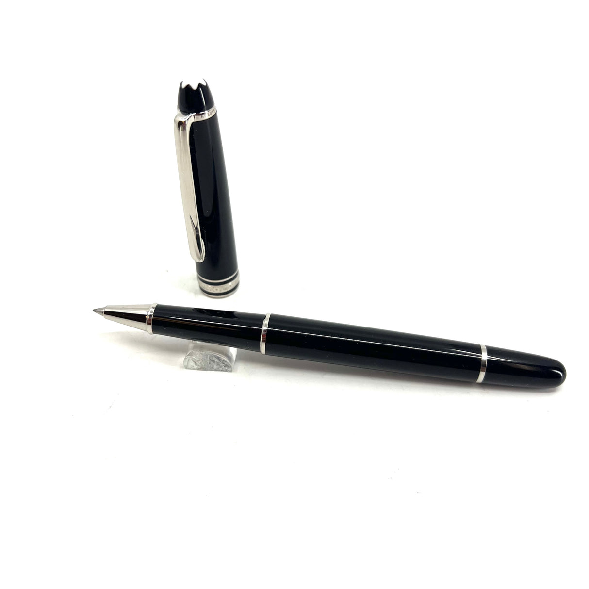 Montblanc P163 Classique Platinum Plated Trim Rollerball