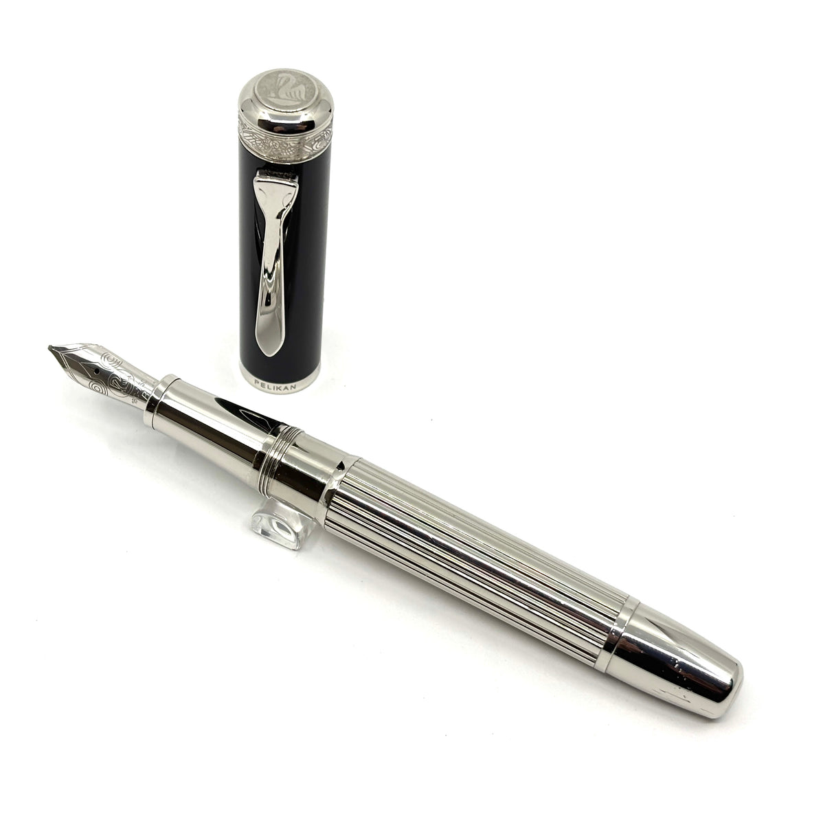 Pelikan M7005 Majesty Fountain Pen - Black Cap/Sterling  Silver Barrel