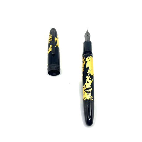 Montblanc Meisterstuck Calligraphy Gold Leaf Solitaire LeGrand  Special Edition Fountain Pen - Semi-Flex Fine 18kt Gold Nib