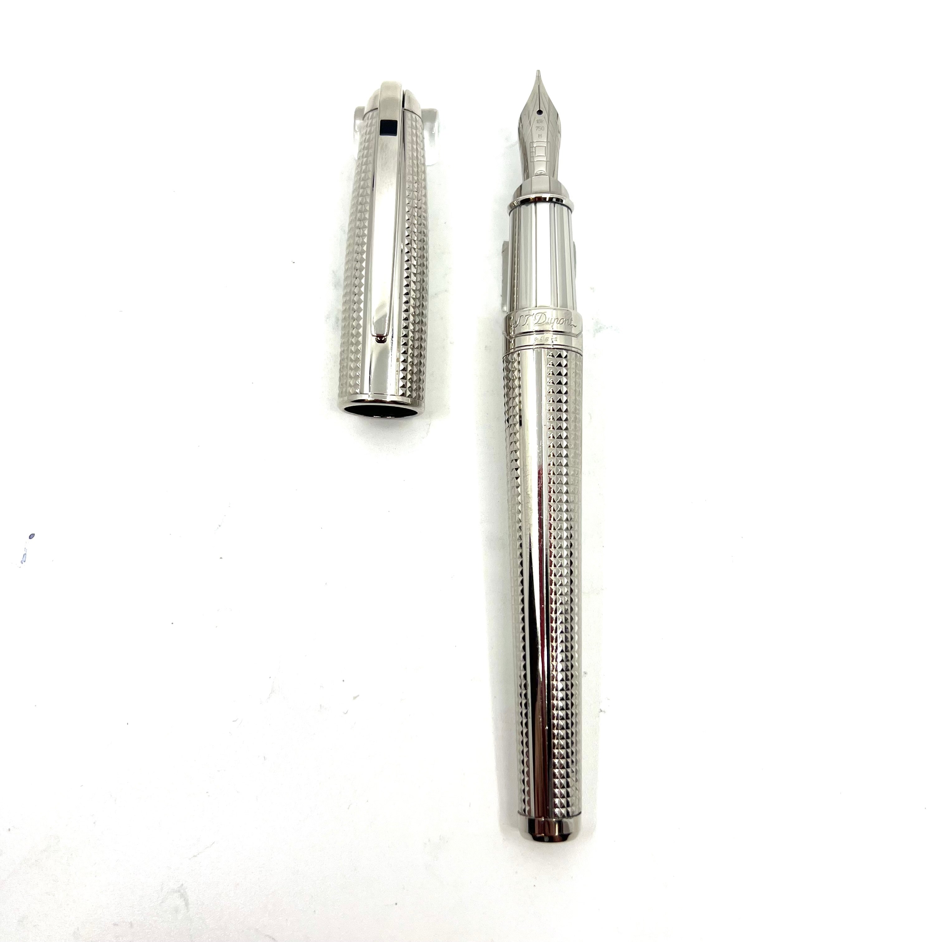 S.T. Dupont Large Line D Fountain Pen - Alternating Chain Nail