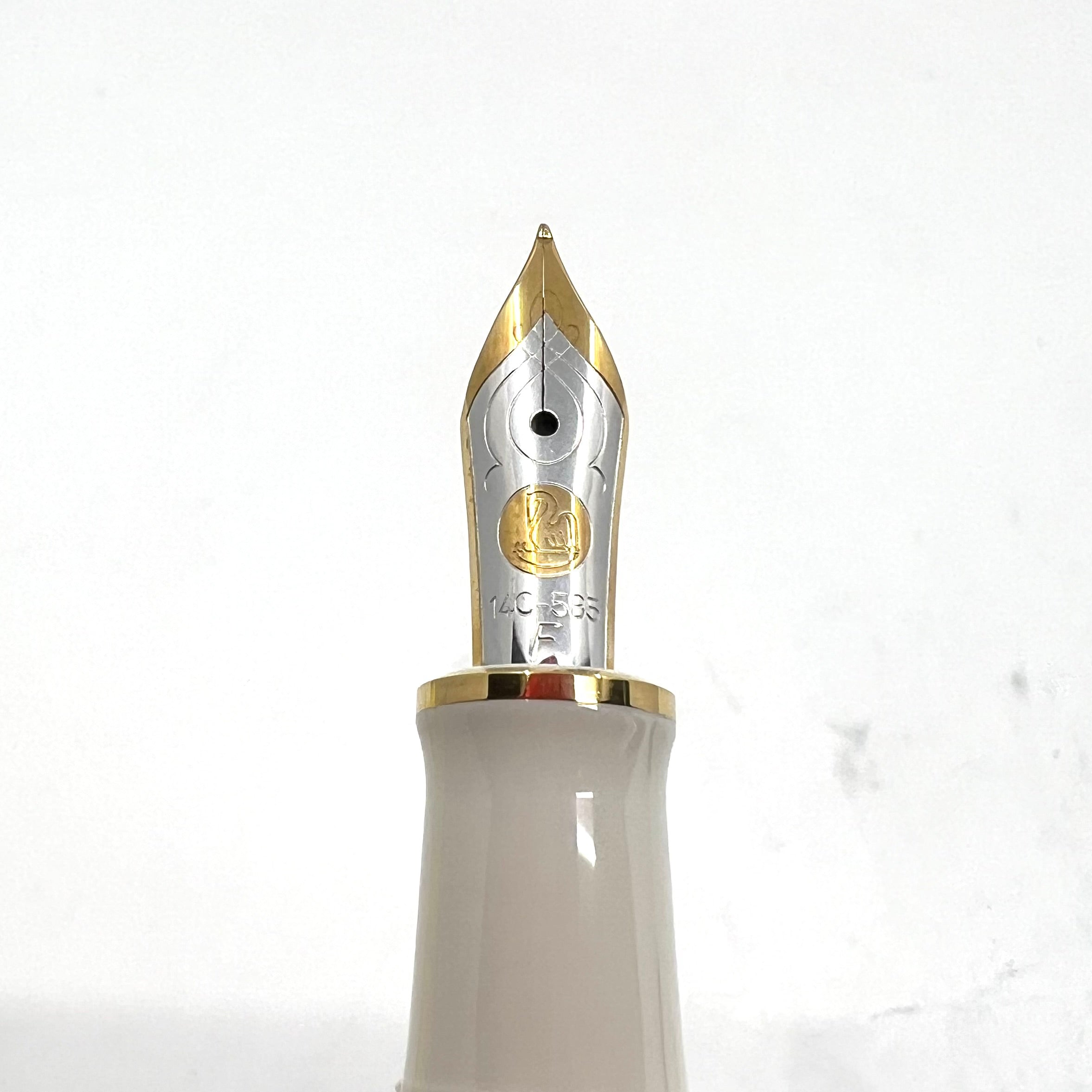 Pelikan M400 Honey Transparent Tortoise Fountain Pen – Fountain
